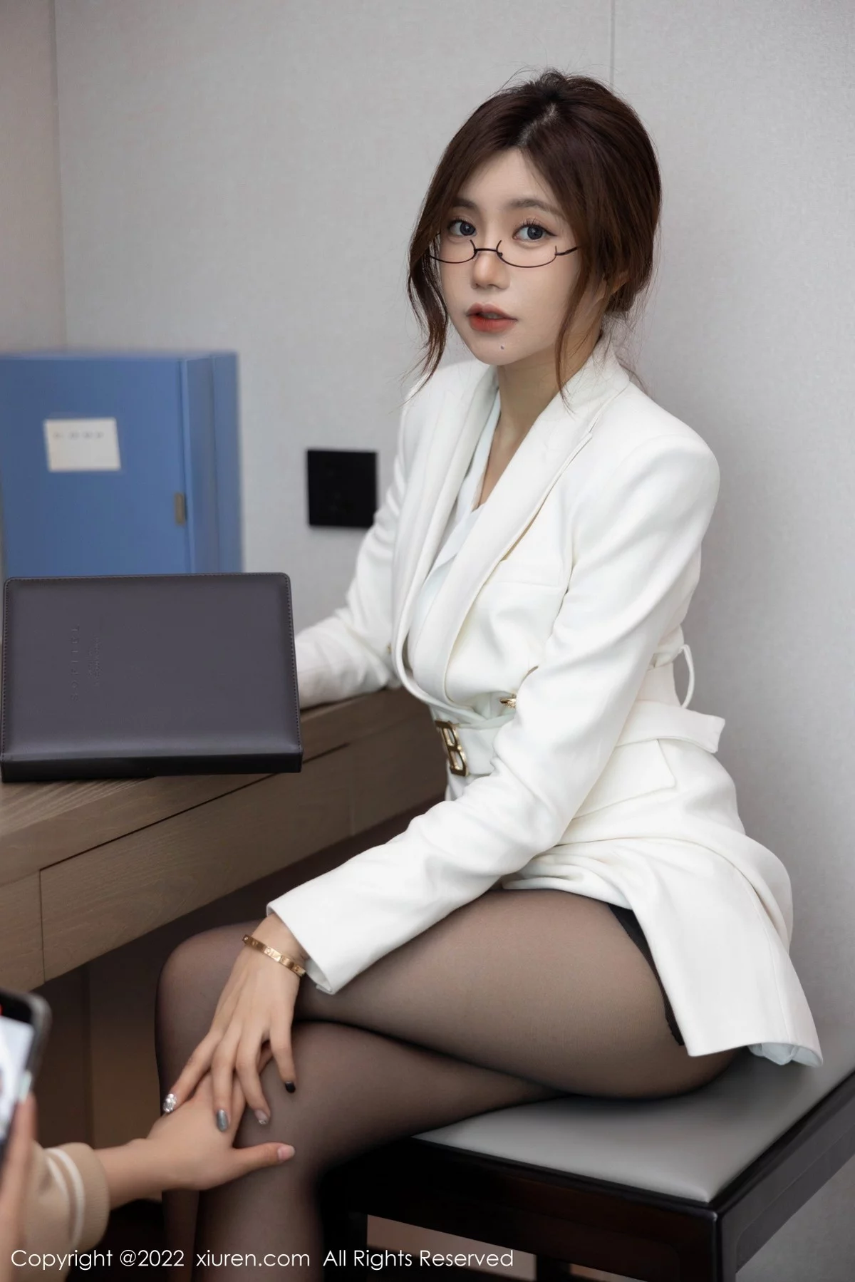 [[XiuRen秀人网]秀人网]No.5430_女神绮里嘉ula海南心愿旅拍私房半脱露性感浅色蕾丝内衣诱惑写真80P