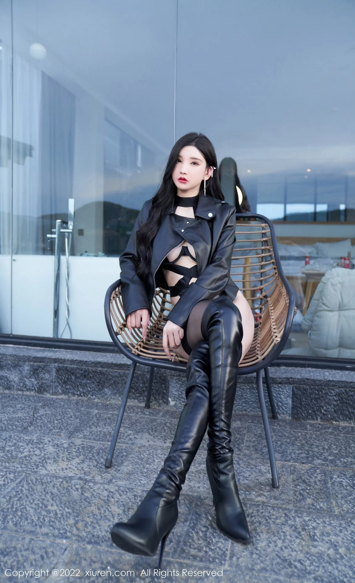 [[XiuRen秀人网]秀人网]No.5433_女神周于希Sally心愿旅拍半脱露性感黑色情趣内衣撩人诱惑写真73P