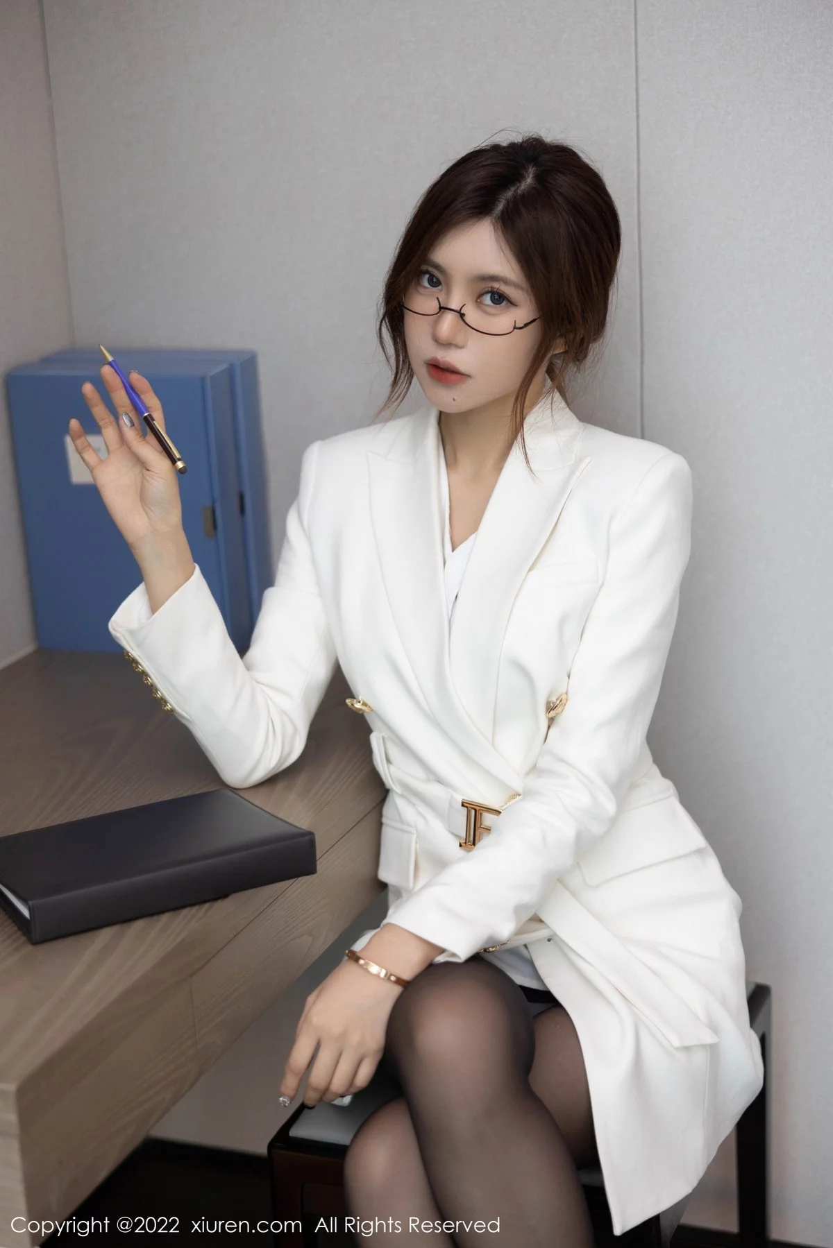 [[XiuRen秀人网]秀人网]No.5430_女神绮里嘉ula海南心愿旅拍私房半脱露性感浅色蕾丝内衣诱惑写真80P