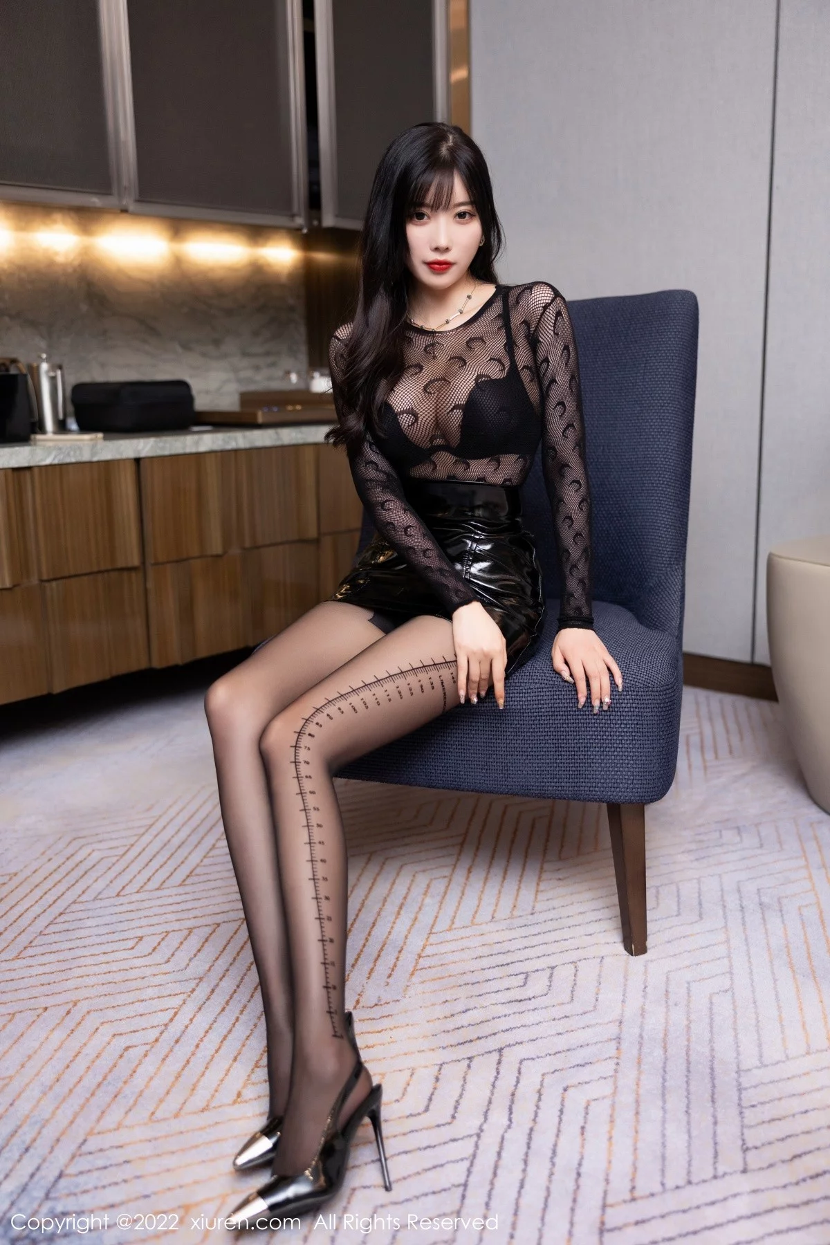 [[XiuRen秀人网]秀人网]No.5445_女神杨晨晨Yome黑色网纱连衣裙露性感黑色内衣迷人诱惑写真81P