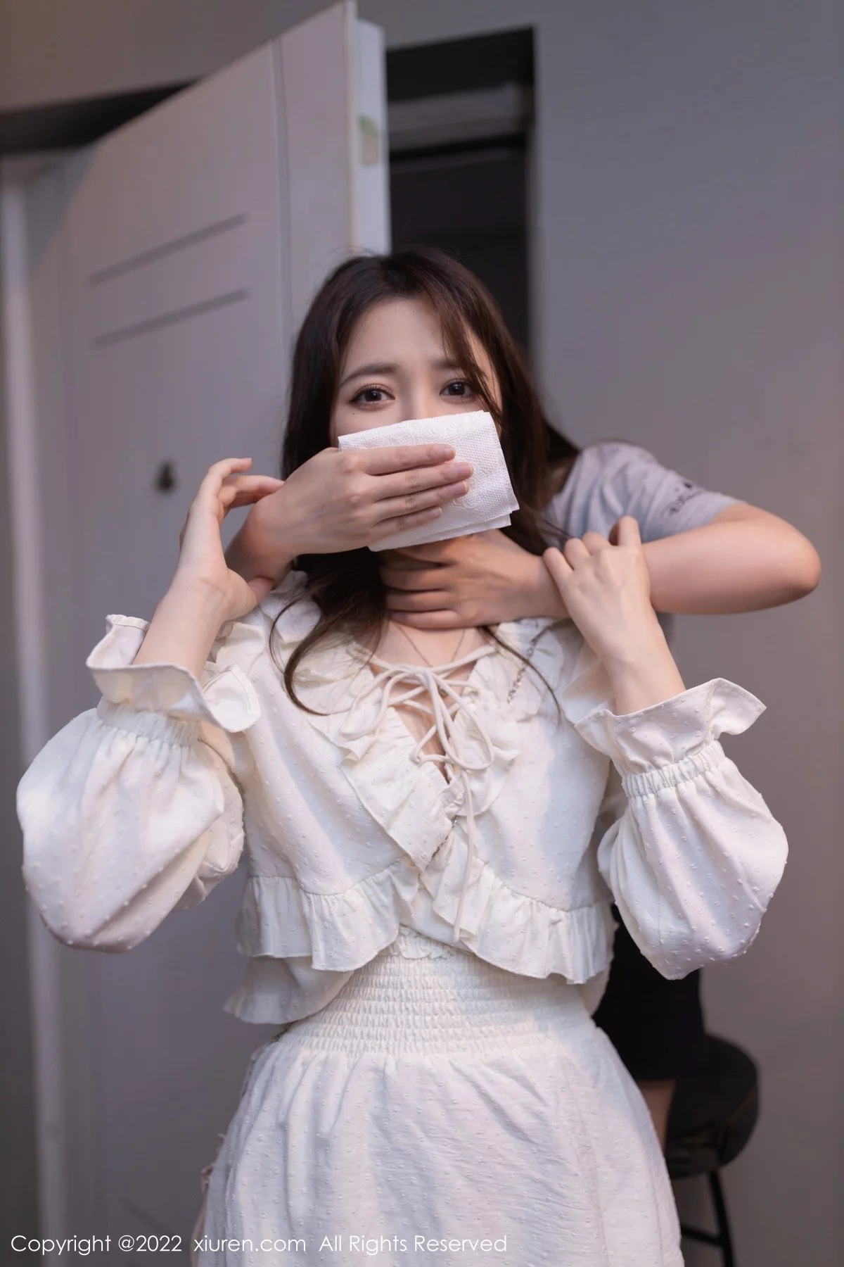 [[XiuRen秀人网]秀人网]No.5322_模特鱼子酱Fish云南旅拍性感白色蕾丝内衣秀曼妙身姿诱惑写真78P