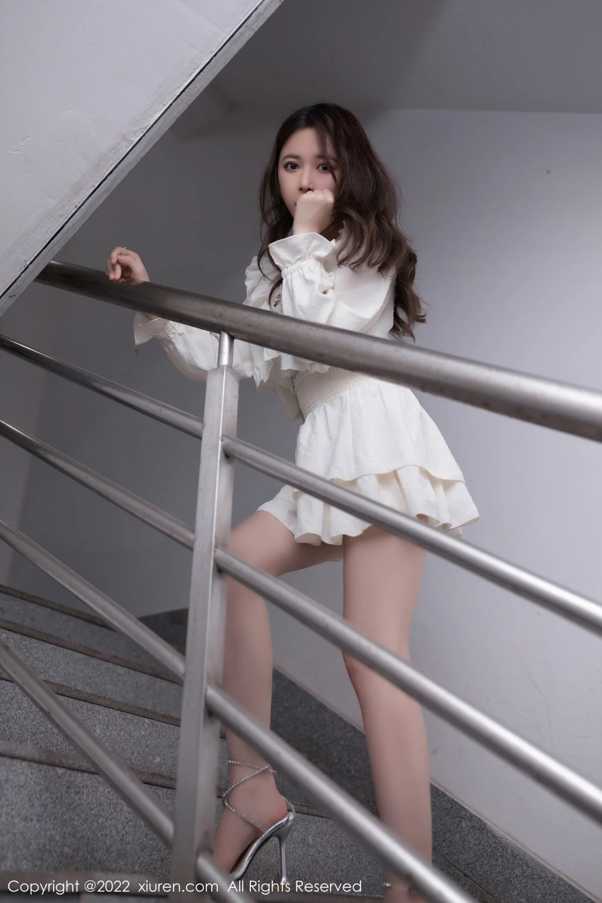 [[XiuRen秀人网]秀人网]No.5322_模特鱼子酱Fish云南旅拍性感白色蕾丝内衣秀曼妙身姿诱惑写真78P