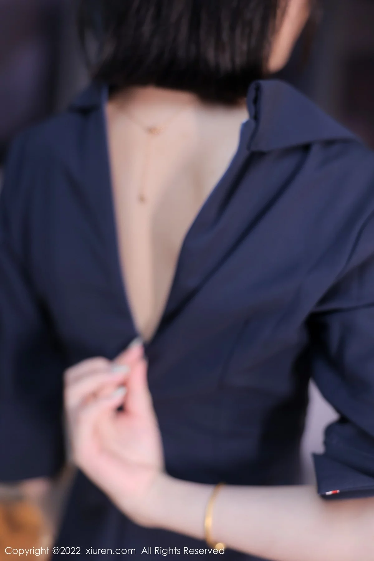 [[XiuRen秀人网]秀人网]No.5329_模特77qiqi私房半脱露性感蓝色蕾丝内衣配超薄肉丝完美诱惑写真98P