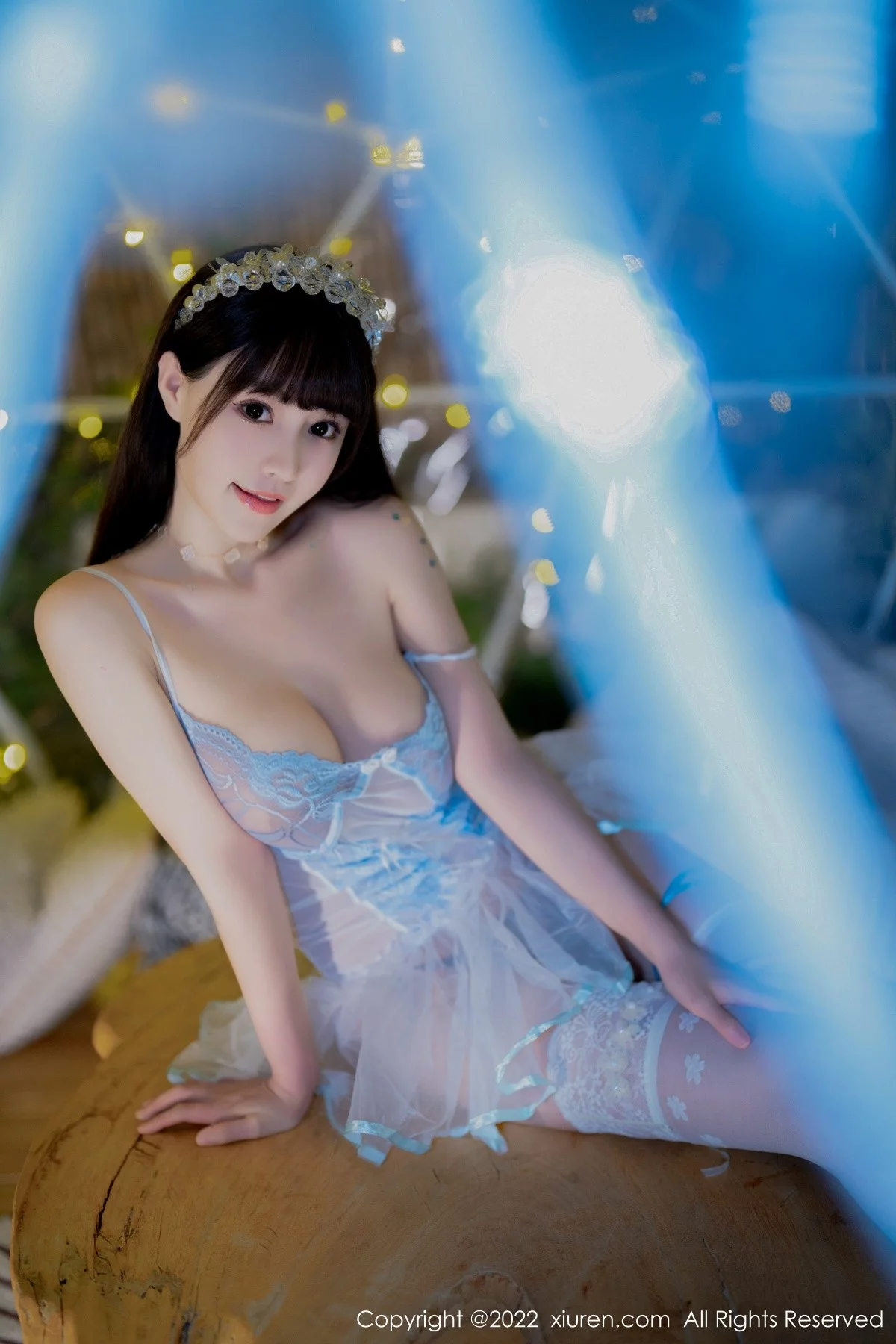 [[XiuRen秀人网]秀人网]No.5333_女神朱可儿Flora大理旅拍白色轻透公主裙配白丝袜丰满诱惑写真76P