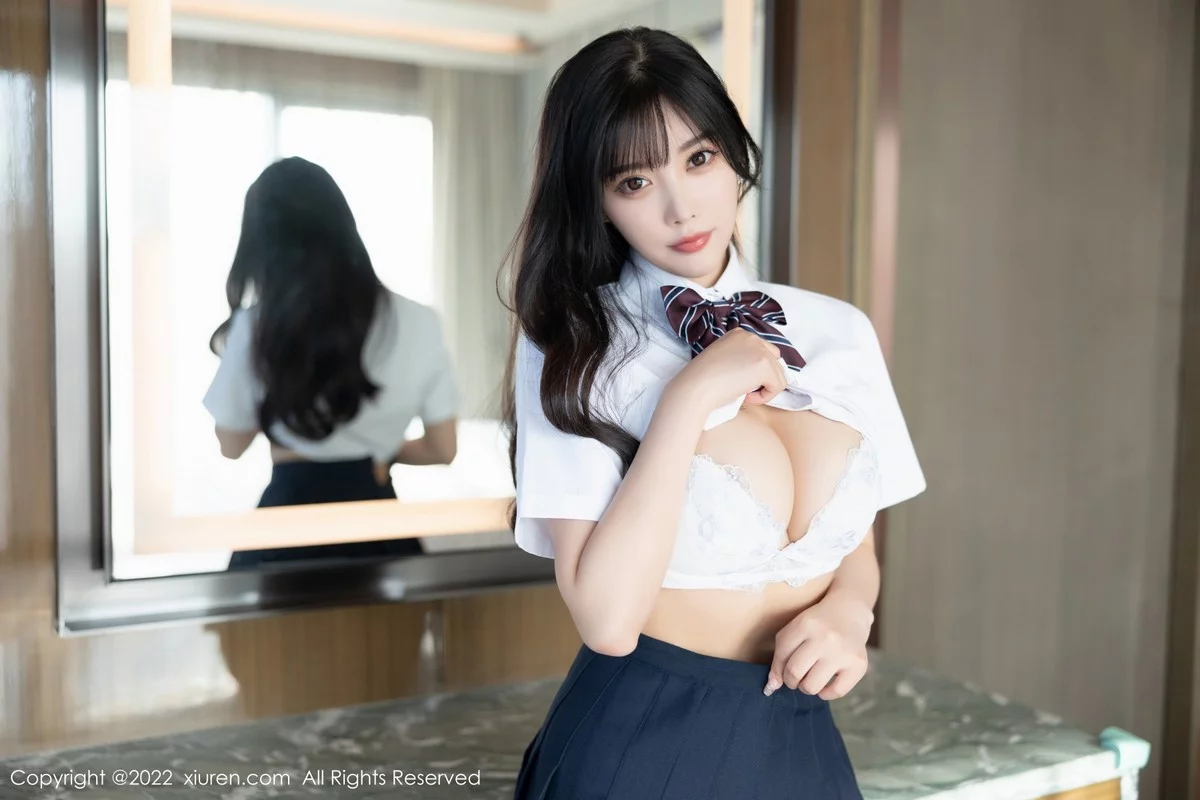 [[XiuRen秀人网]秀人网]No.5338_女神杨晨晨Yome清爽学妹制服露蕾丝内衣秀完美身材诱惑写真82P