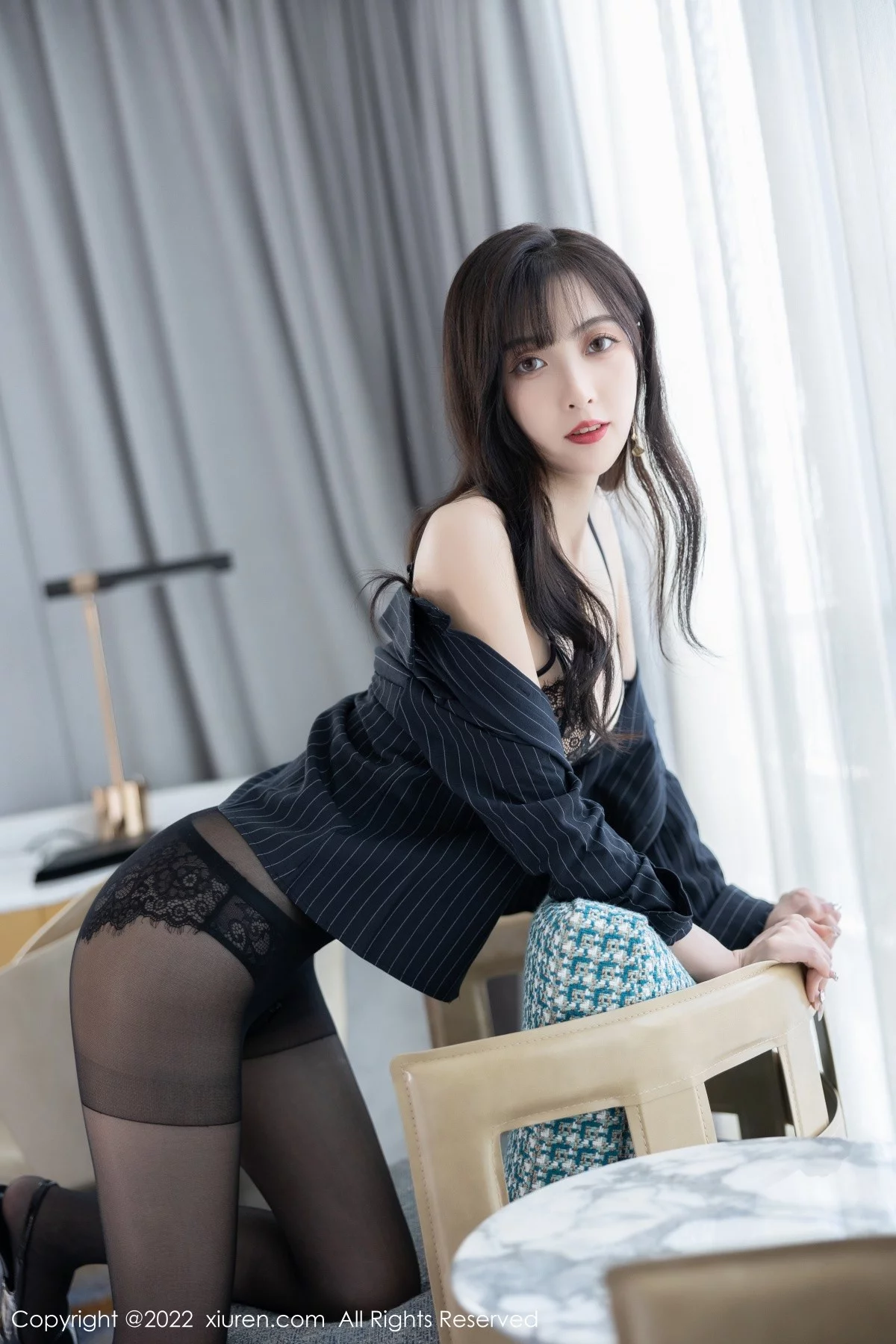 [[XiuRen秀人网]秀人网]No.5346_模特林星阑厦门旅拍半脱露轻透蕾丝内衣配超薄黑丝极致魅惑写真87P