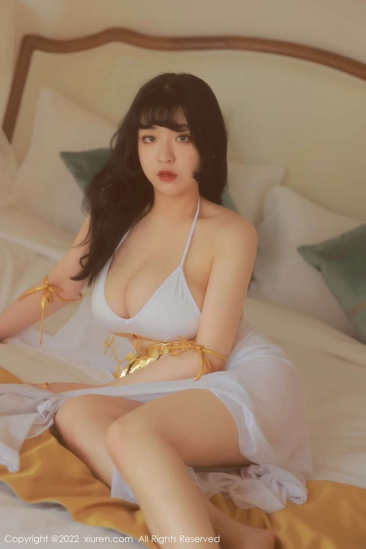 [[XiuRen秀人网]秀人网]No.5341_模特奶酥36E私房性感白色轻透服饰秀丰满身材傲人豪乳诱惑写真51P