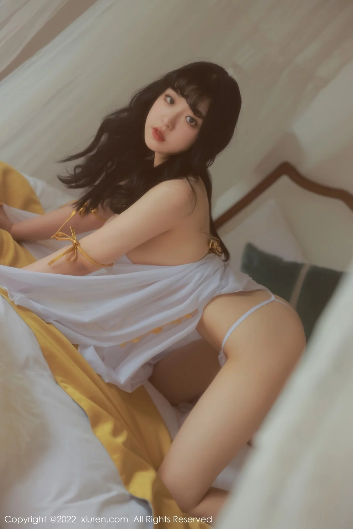 [[XiuRen秀人网]秀人网]No.5341_模特奶酥36E私房性感白色轻透服饰秀丰满身材傲人豪乳诱惑写真51P