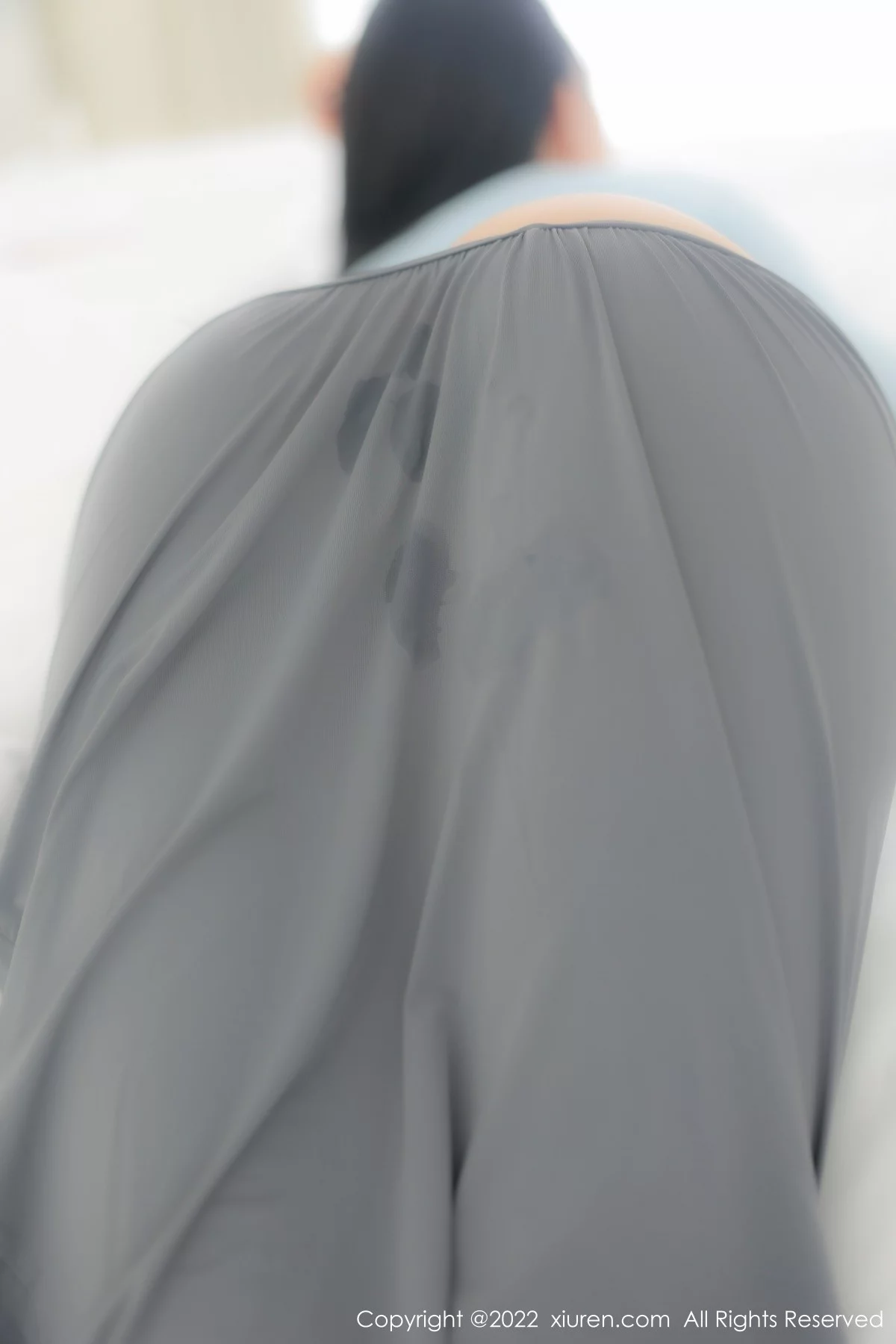 [[XiuRen秀人网]秀人网]No.5453_模特小麦是只喵大理旅拍私房性感灰色短裙露浑圆翘臀诱惑写真96P