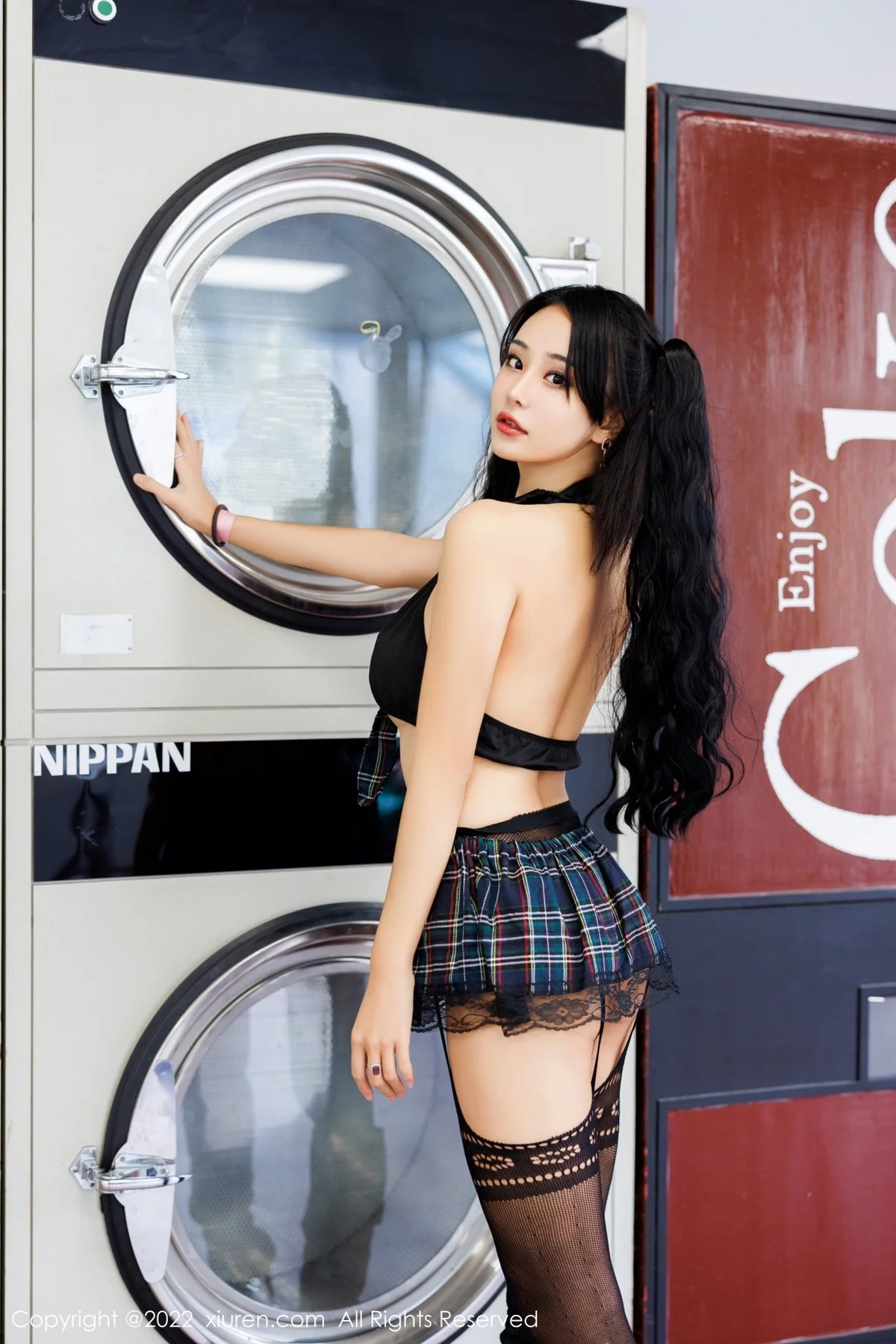 [[XiuRen秀人网]秀人网]No.5511_模特蓝夏Akasha浴室脱性感白T露蕾丝内衣秀完美身材诱惑写真57P