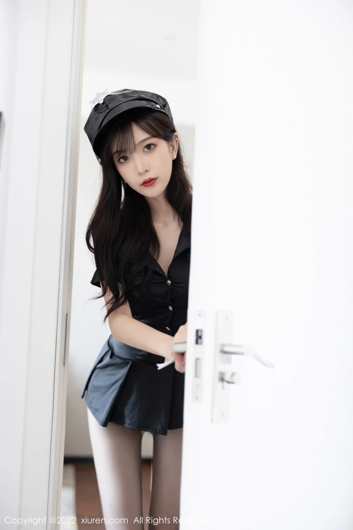 [[XiuRen秀人网]秀人网]No.5517_模特林星阑脱黑色制服露性感暗绿色蕾丝内衣超薄黑丝诱惑写真88P