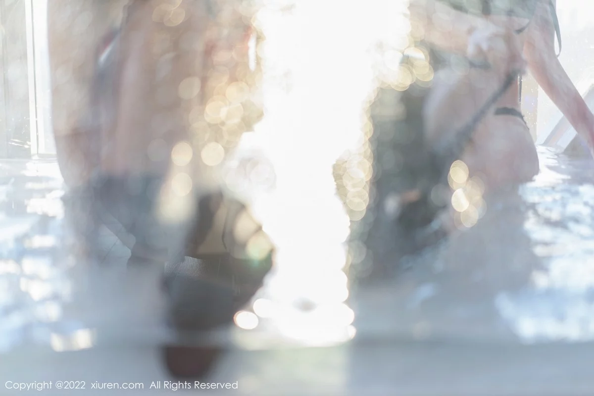 [[XiuRen秀人网]秀人网]No.5524_模特合集是小逗逗＆张思允职业OL装扮半脱露蕾丝内衣诱惑写真65P