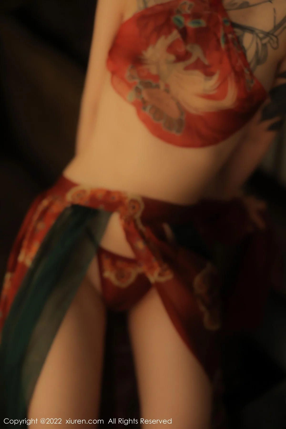 [[XiuRen秀人网]秀人网]No.5527_模特奶瓶大理旅拍私房性感红色轻透古装服秀完美身材诱惑写真78P