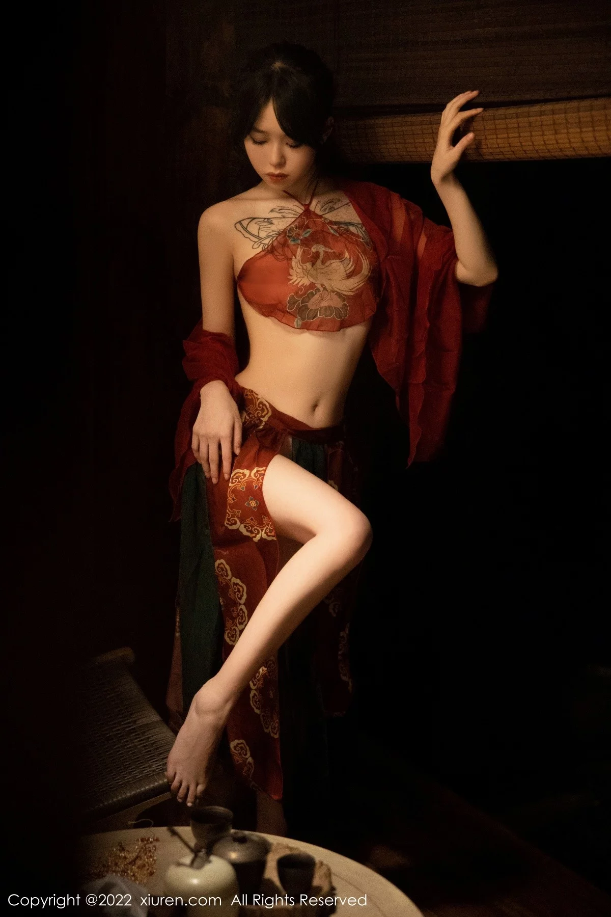 [[XiuRen秀人网]秀人网]No.5527_模特奶瓶大理旅拍私房性感红色轻透古装服秀完美身材诱惑写真78P