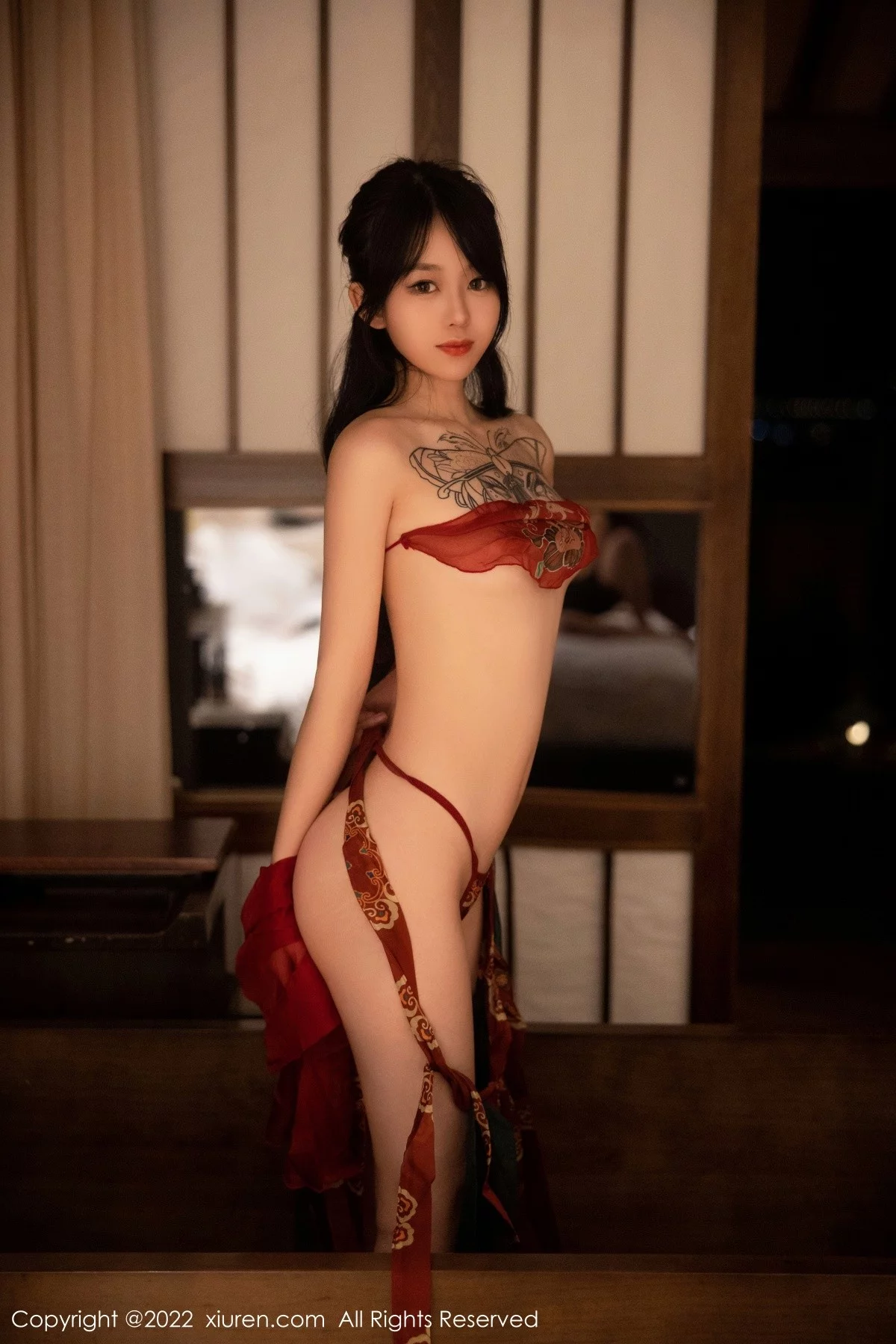 [[XiuRen秀人网]秀人网]No.5527_模特奶瓶大理旅拍私房性感红色轻透古装服秀完美身材诱惑写真78P