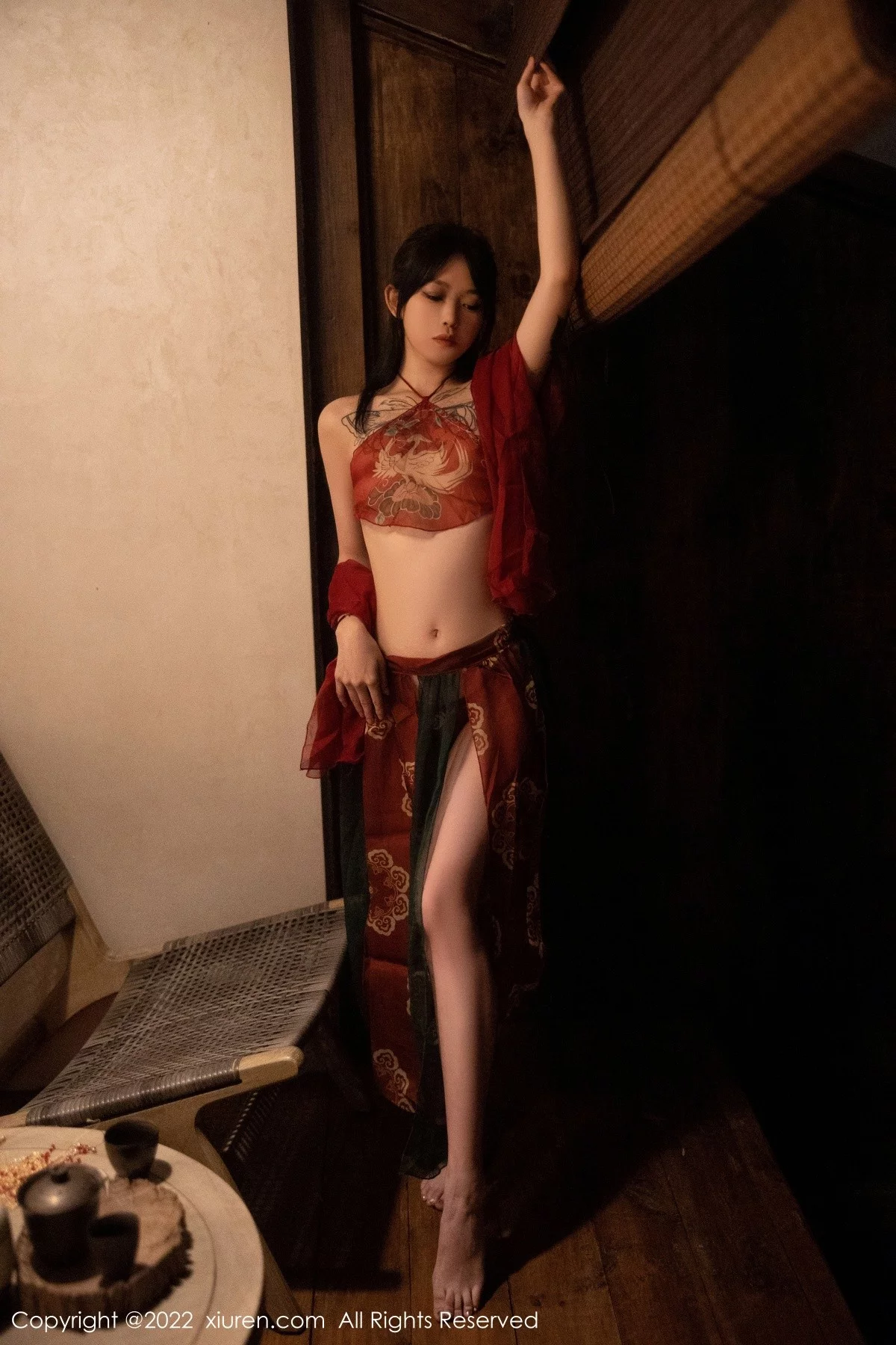 [[XiuRen秀人网]秀人网]No.5527_模特奶瓶大理旅拍私房性感红色轻透古装服秀完美身材诱惑写真78P