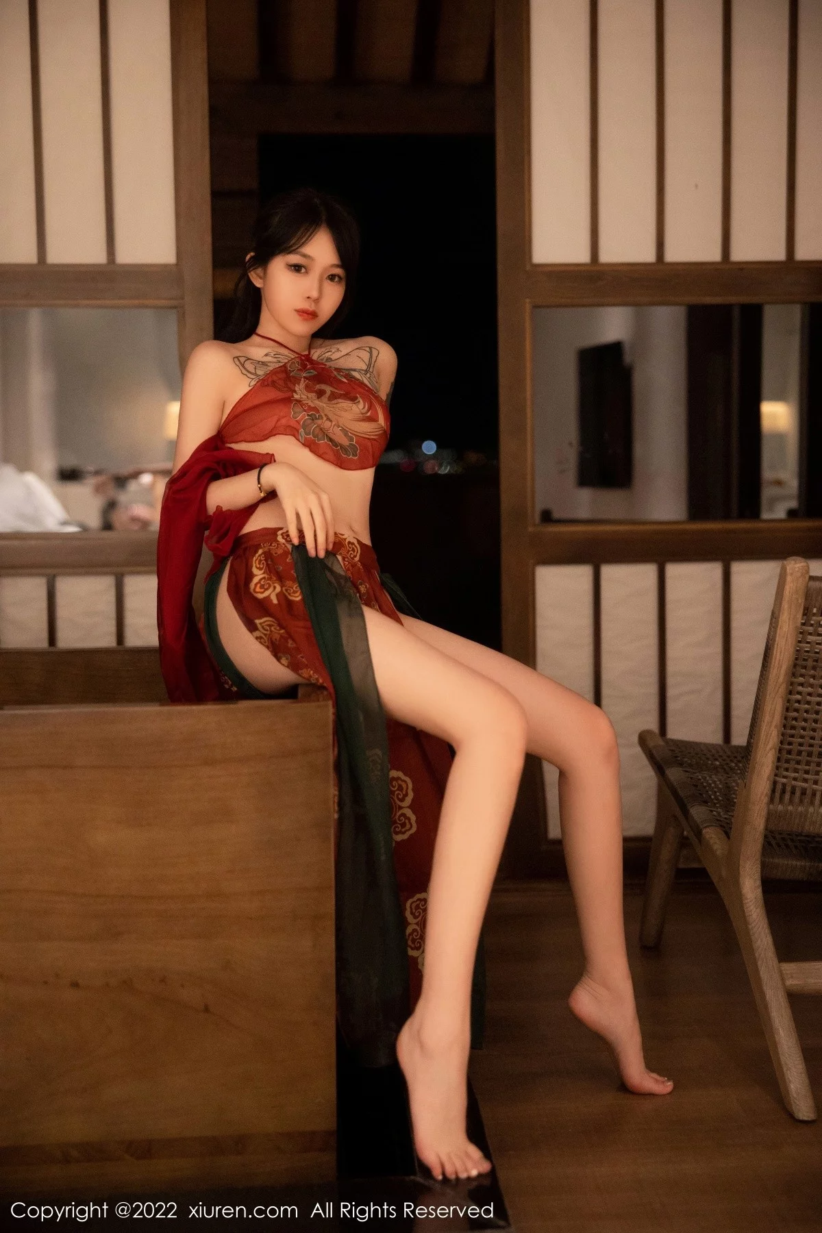 [[XiuRen秀人网]秀人网]No.5527_模特奶瓶大理旅拍私房性感红色轻透古装服秀完美身材诱惑写真78P