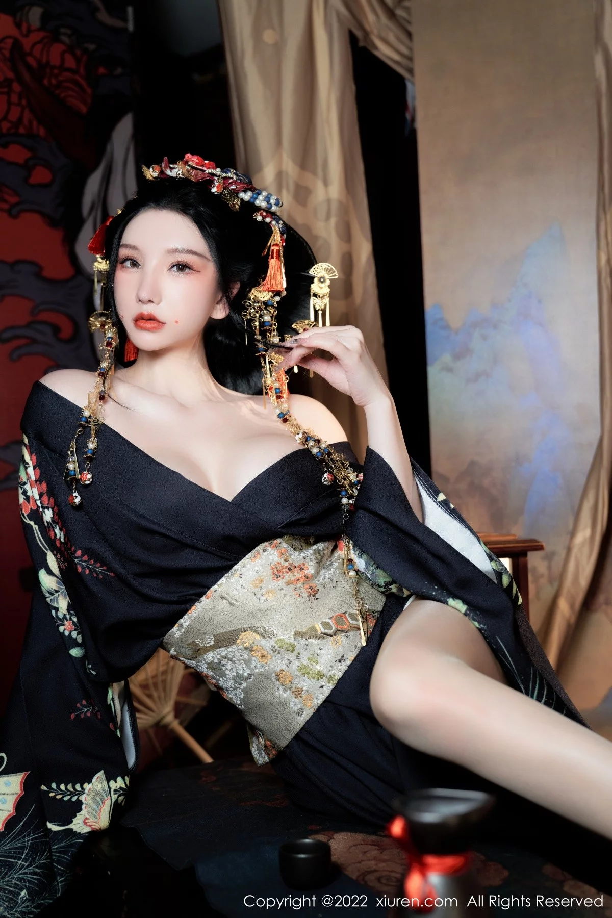 [[XiuRen秀人网]秀人网]No.5537_女神周于希Sally宽衣解带主题日系风脱和服露翘臀美腿诱惑写真80P