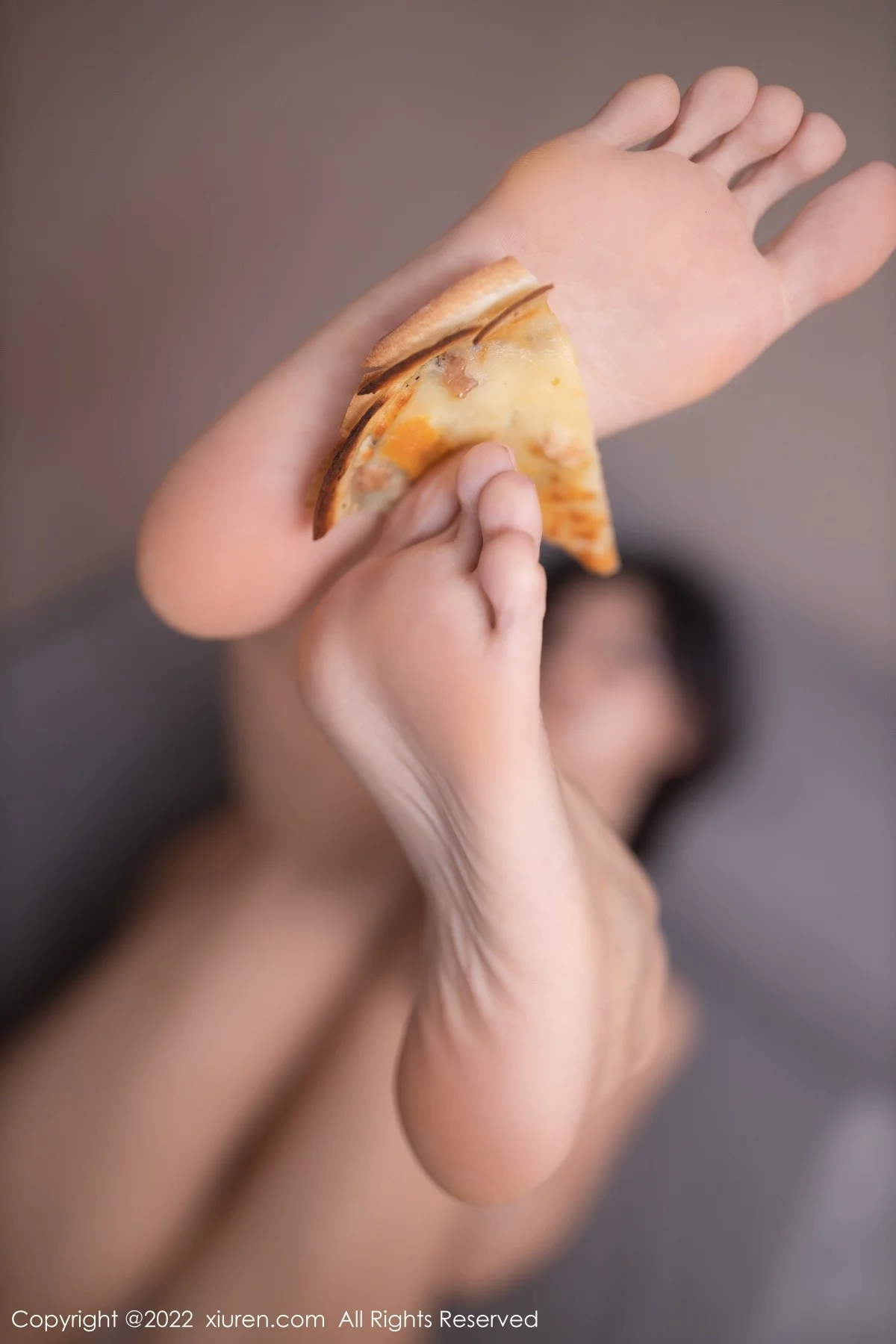 [[XiuRen秀人网]秀人网]No.5538_模特就是阿朱啊配送员角色白色蕾丝内衣展绝美姿态勾魂诱惑写真78P