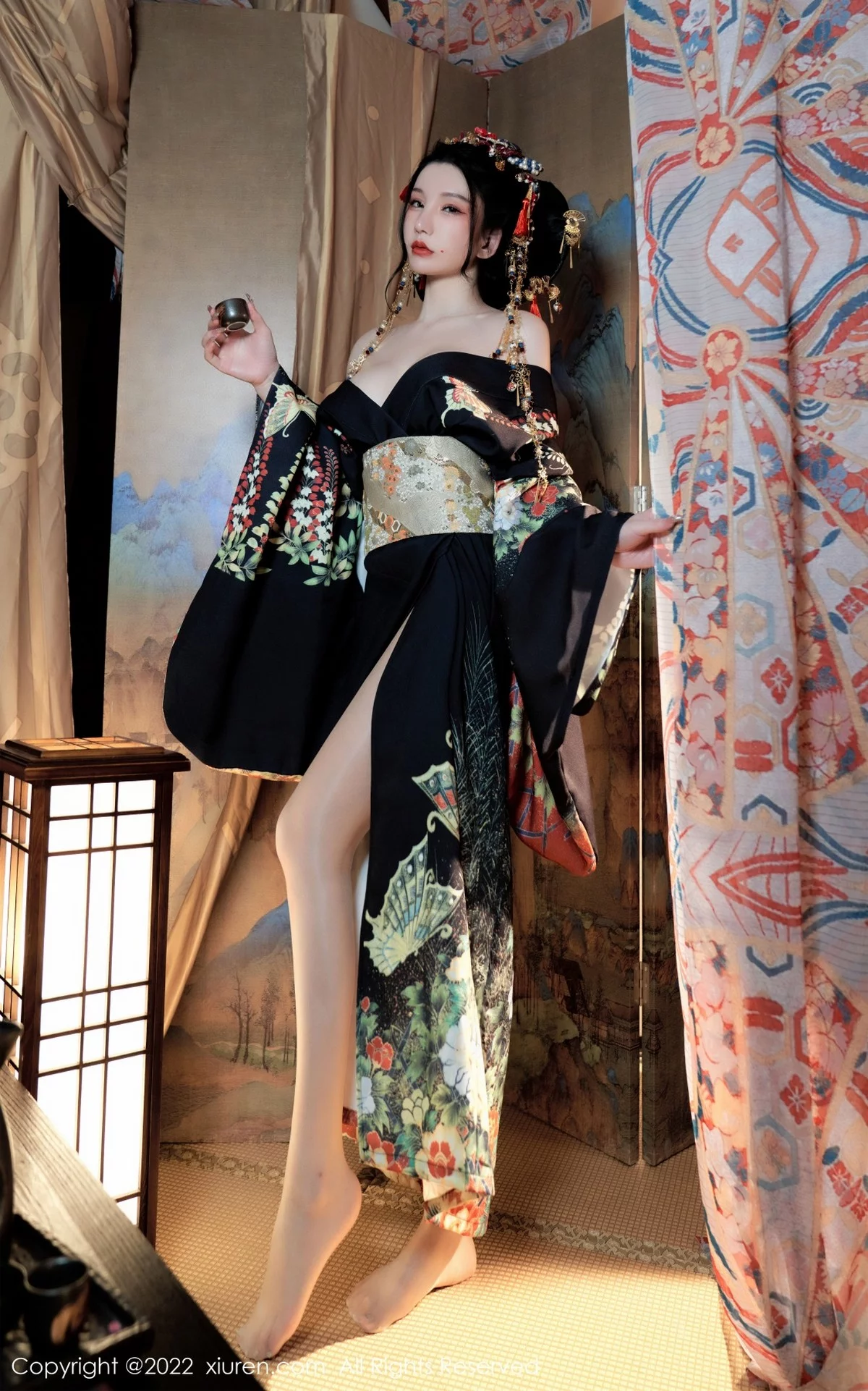 [[XiuRen秀人网]秀人网]No.5537_女神周于希Sally宽衣解带主题日系风脱和服露翘臀美腿诱惑写真80P