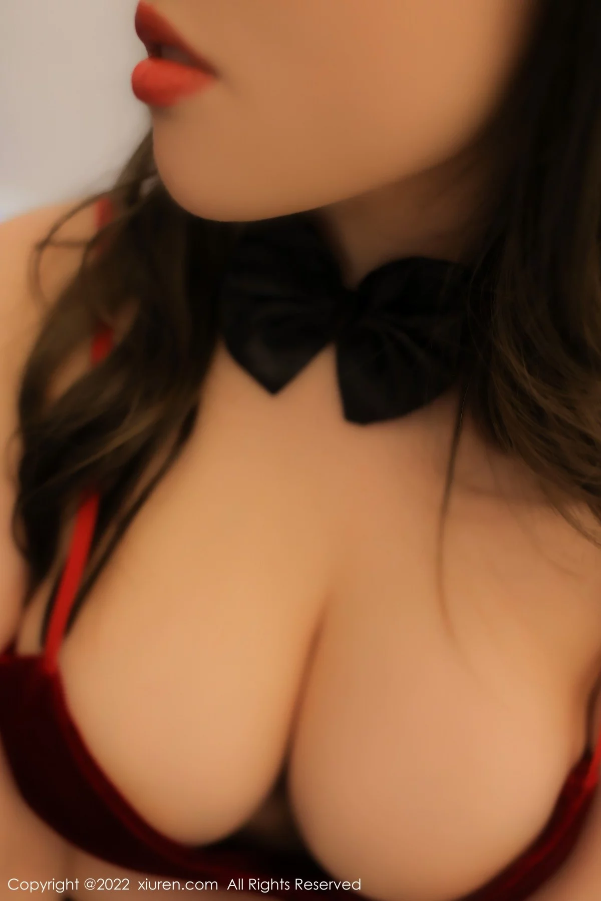 [[XiuRen秀人网]秀人网]No.5533_模特豆瓣酱性感红色高开连体衣配超薄黑丝秀丰满身材诱惑写真84P