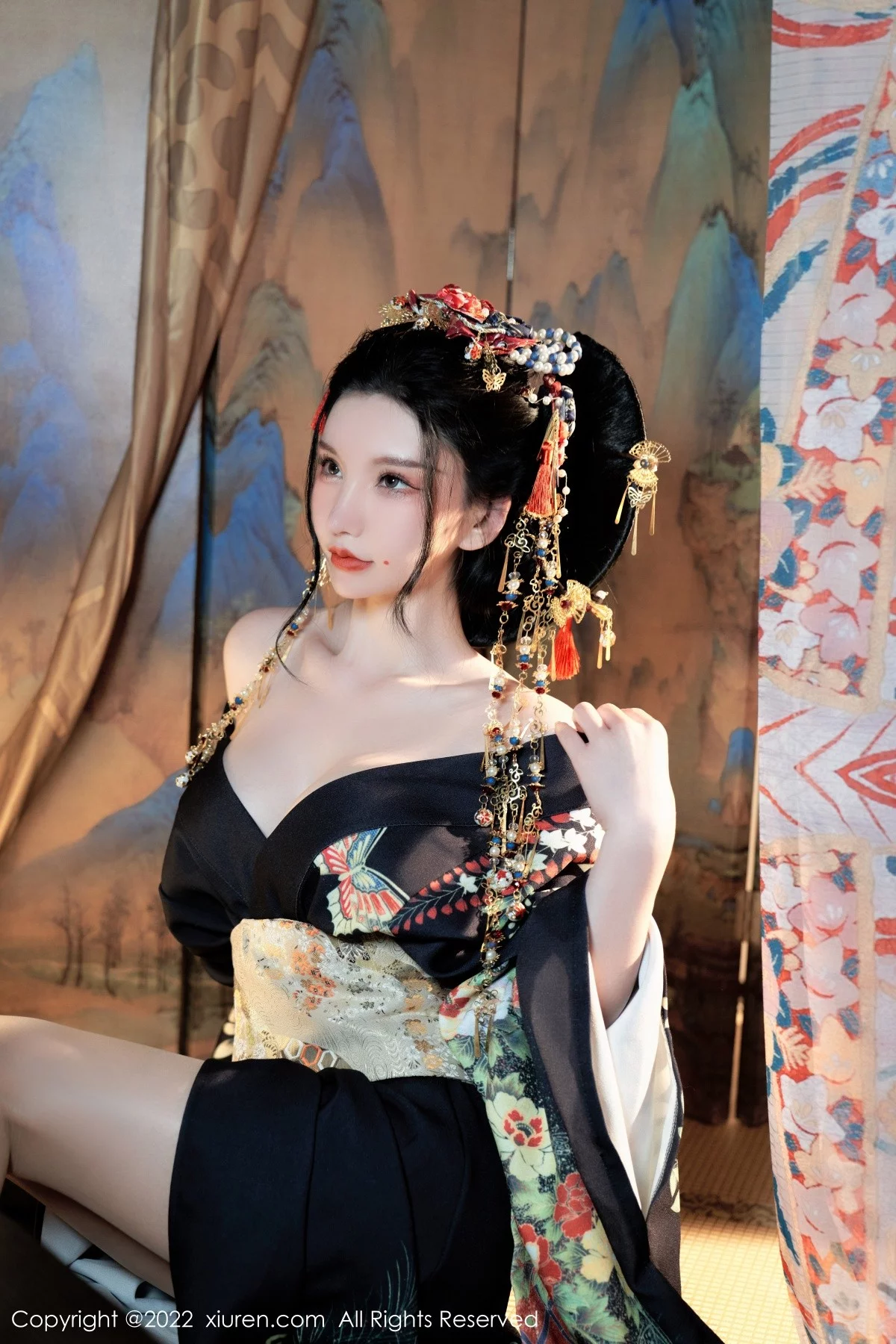 [[XiuRen秀人网]秀人网]No.5537_女神周于希Sally宽衣解带主题日系风脱和服露翘臀美腿诱惑写真80P