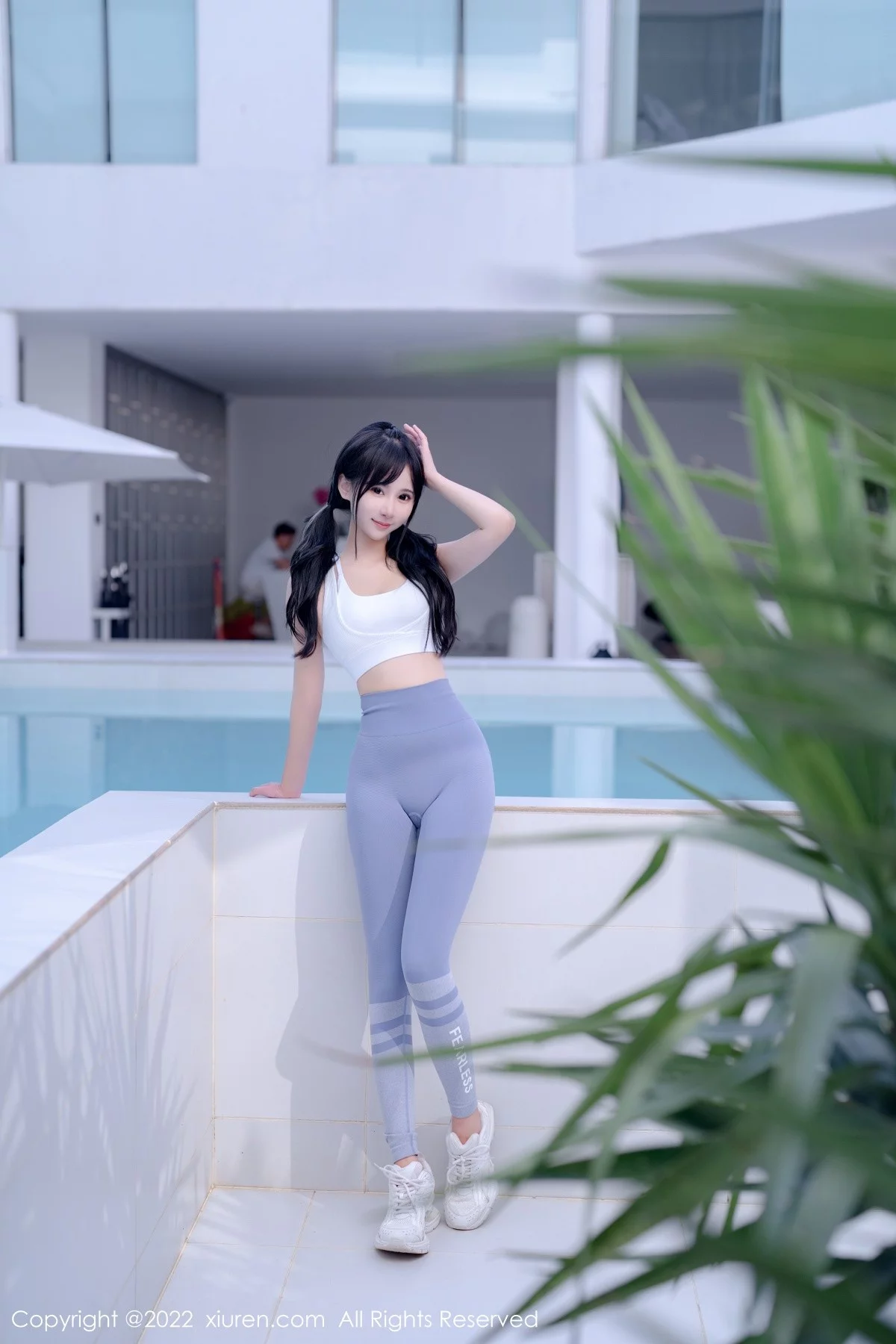 [[XiuRen秀人网]秀人网]No.5463_女神小果冻儿大理旅拍私房性感运动服紧身秀完美身材诱惑写真55P