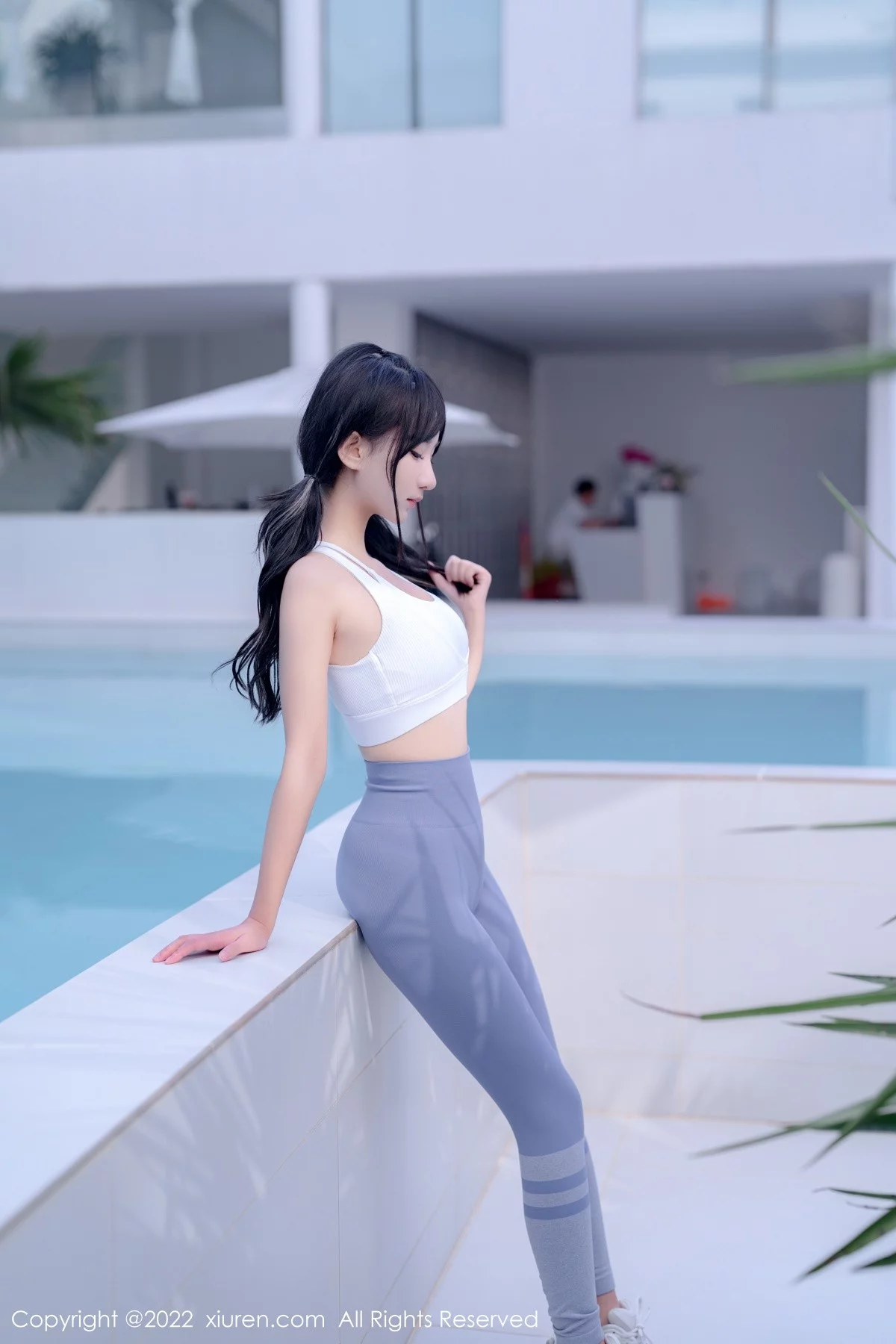 [[XiuRen秀人网]秀人网]No.5463_女神小果冻儿大理旅拍私房性感运动服紧身秀完美身材诱惑写真55P