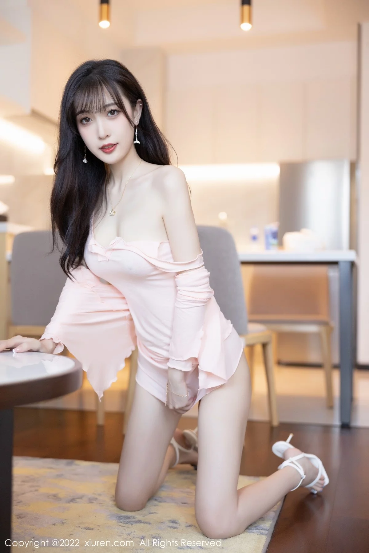 [[XiuRen秀人网]秀人网]No.5544_模特林星阑性感粉色套装配超薄无内肉丝秀曼妙身姿诱惑写真81P