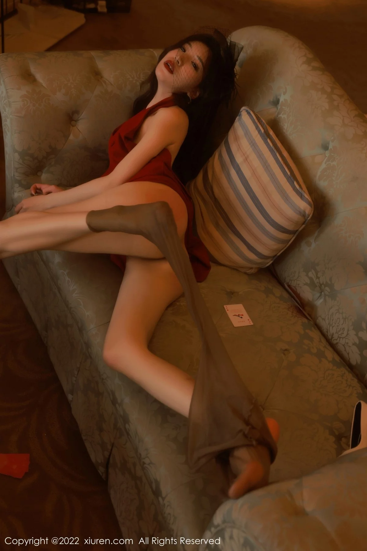 [[XiuRen秀人网]秀人网]No.5542_模特hebe韩心雨澳门旅拍性感红色长裙配超薄黑丝迷人诱惑写真56P