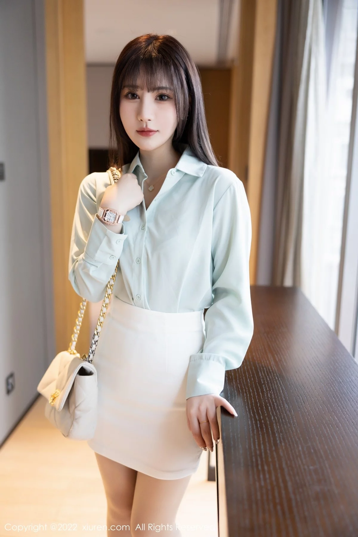 [[XiuRen秀人网]秀人网]No.5555_模特张欣欣淡蓝色上衣配白短裙露性感内衣配原色丝袜诱惑写真80P