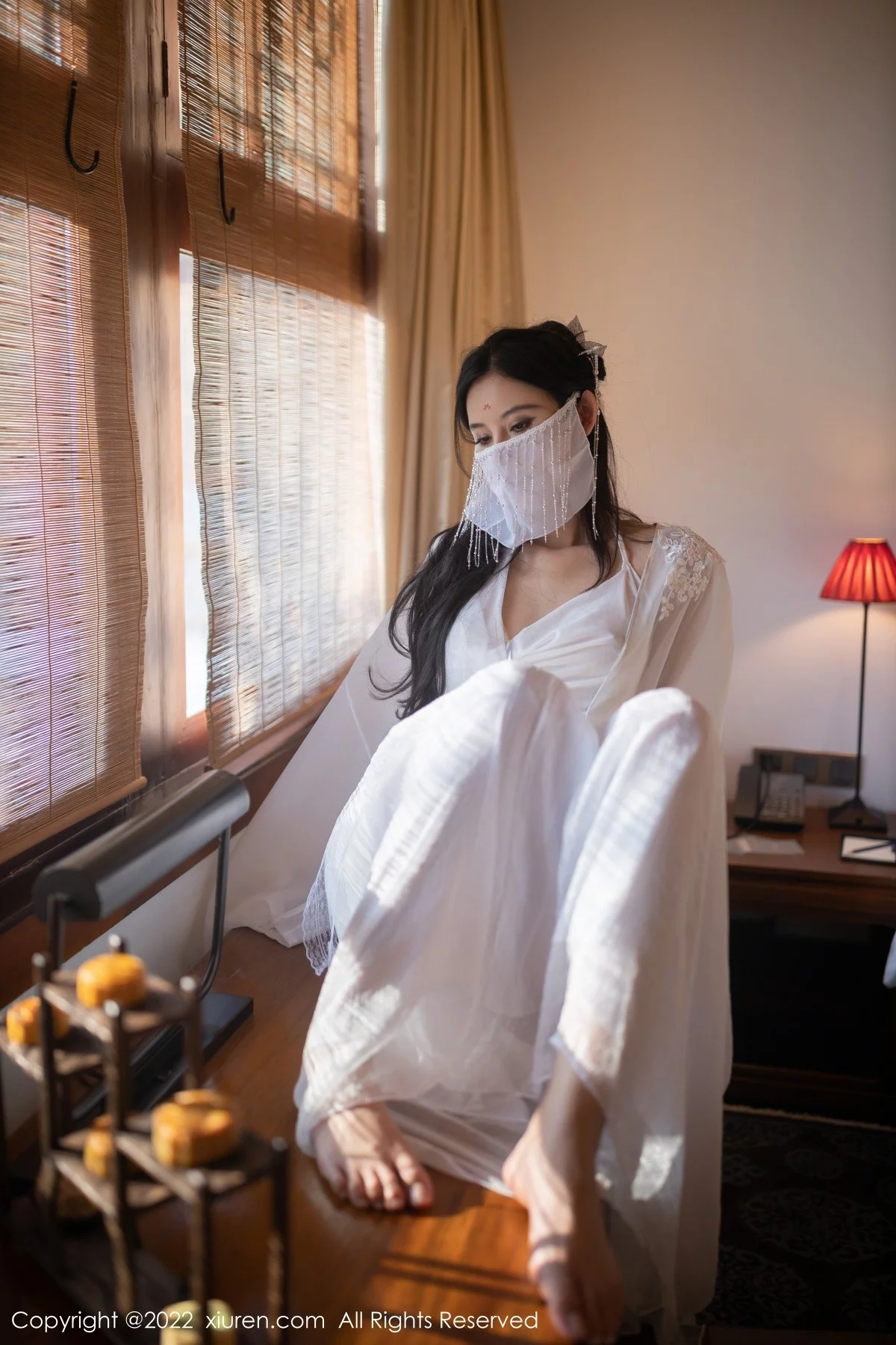 [[XiuRen秀人网]秀人网]No.5573_模特就是阿朱啊嫦娥装扮中秋主题白色服饰秀曼妙身姿诱惑写真85P