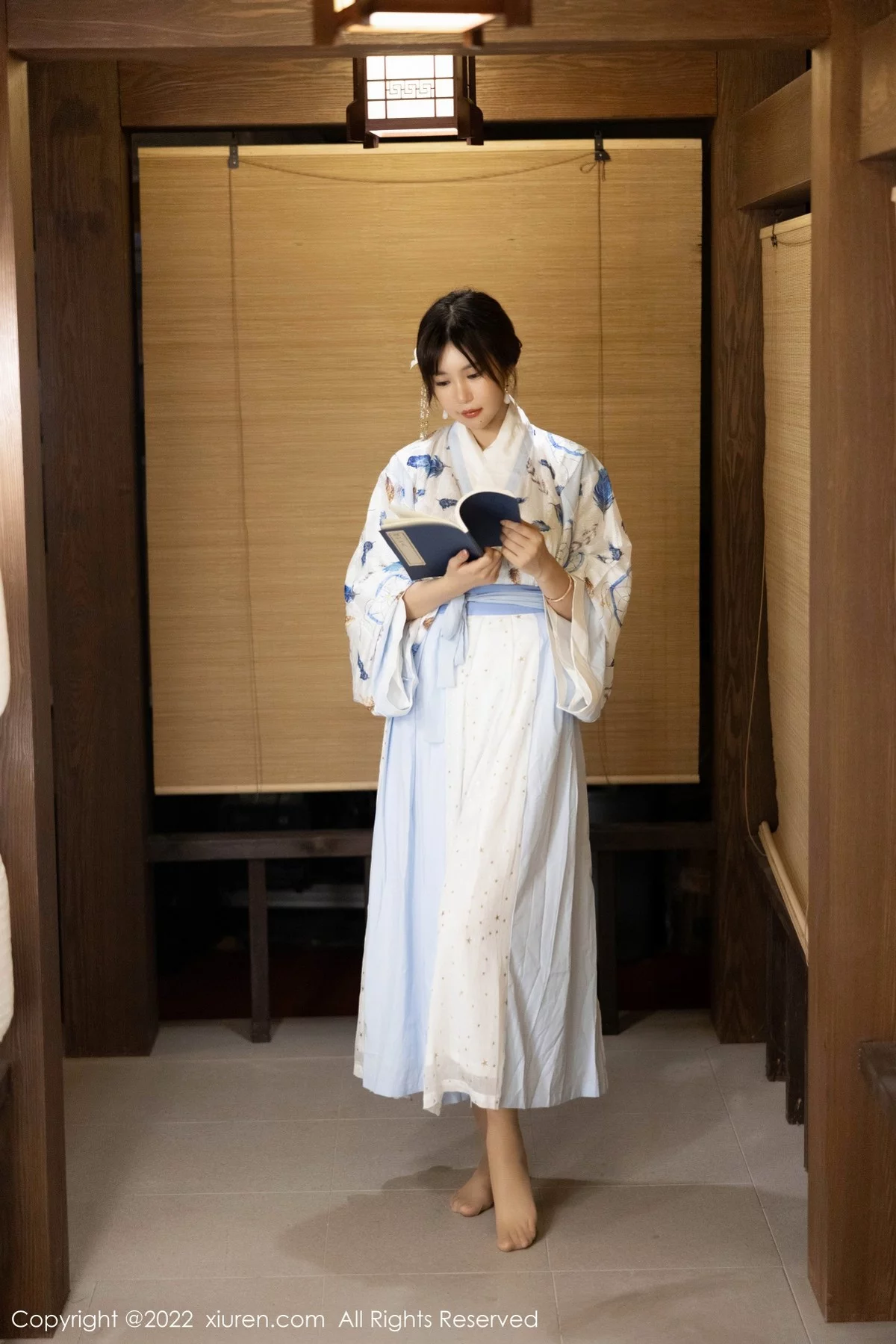 [[XiuRen秀人网]秀人网]No.5569_女神绮里嘉ula私房日式风性感和服配超薄无内肉丝极致诱惑写真75P