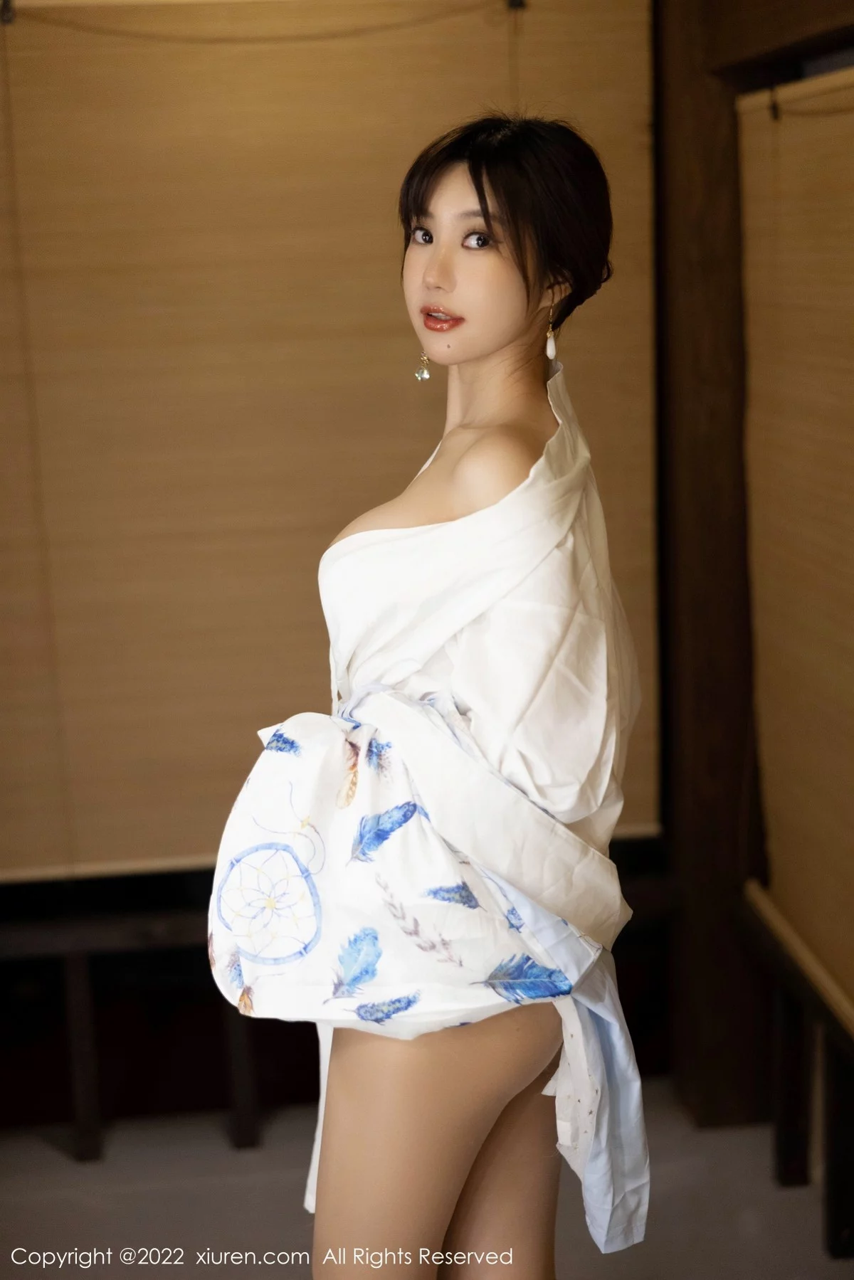 [[XiuRen秀人网]秀人网]No.5569_女神绮里嘉ula私房日式风性感和服配超薄无内肉丝极致诱惑写真75P