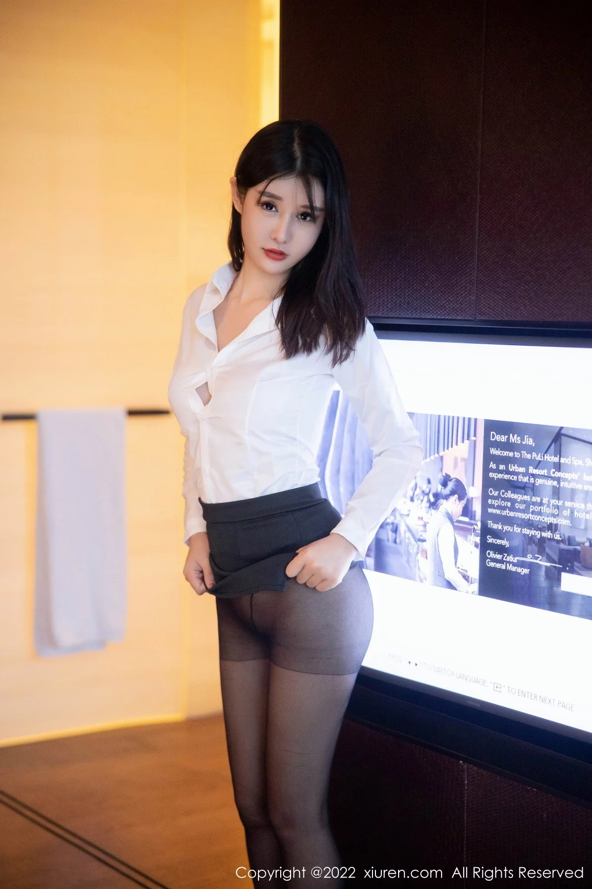 [[XiuRen秀人网]秀人网]No.5578_模特夏沫沫tifa性感白衬衣配黑色短裙露超薄黑丝完美诱惑写真74P