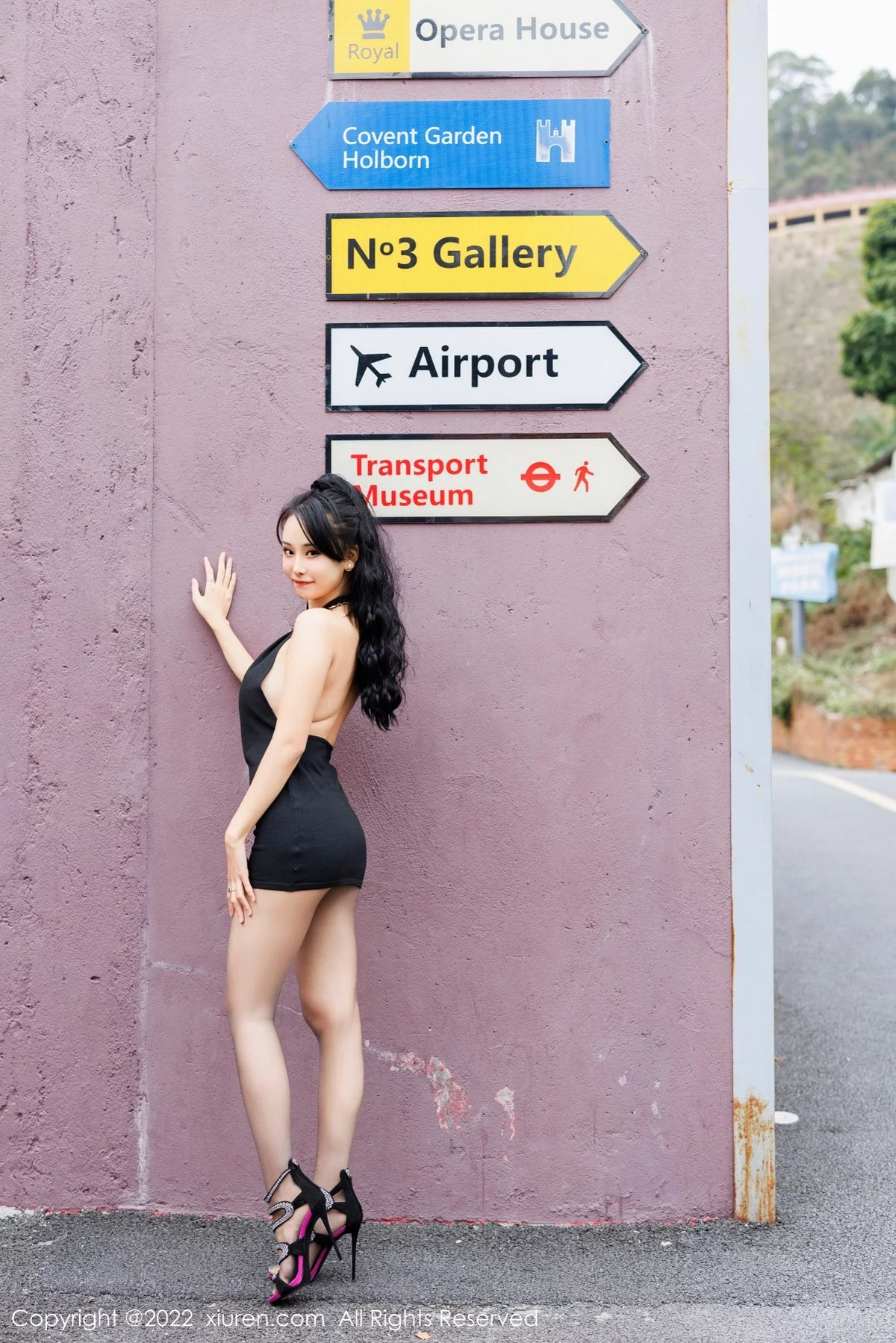 [[XiuRen秀人网]秀人网]No.5583_模特蓝夏Akasha两套服饰连衣裙配超薄肉丝秀凹凸身材诱惑写真53P