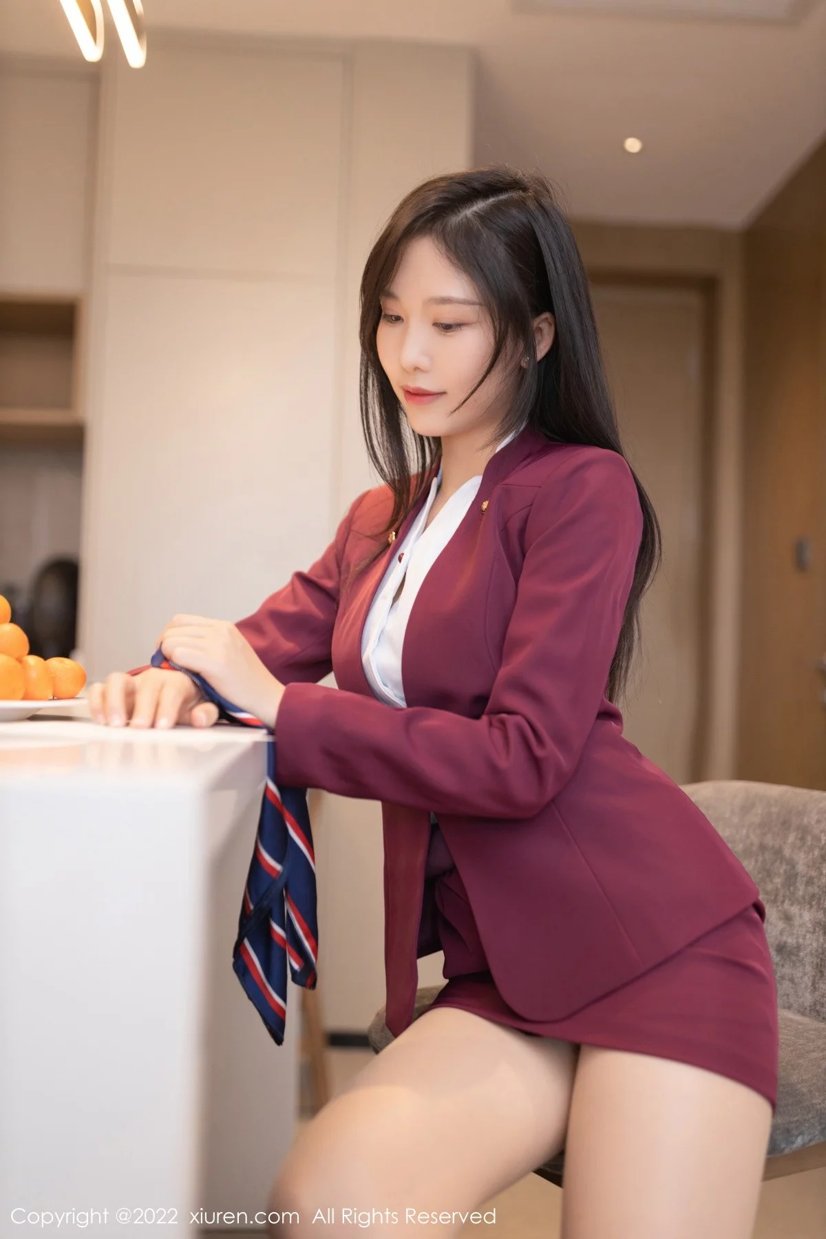 [[XiuRen秀人网]秀人网]No.5485_模特利世私房性感空姐制服半脱露暗红色蕾丝内衣迷人诱惑写真83P