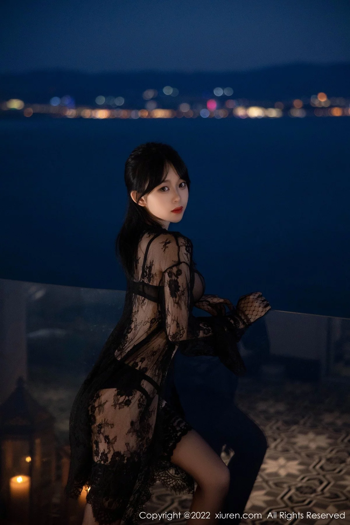 [[XiuRen秀人网]秀人网]No.5491_模特奶瓶大理旅拍性感黑网纱披风露黑色轻透内衣极致魅惑写真70P