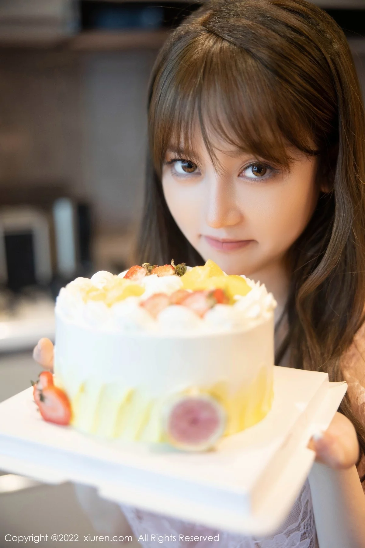 [[XiuRen秀人网]秀人网]No.5497_模特豆瓣酱私房性感粉色轻透睡裙真空秀豪乳翘臀惹火诱惑写真90P