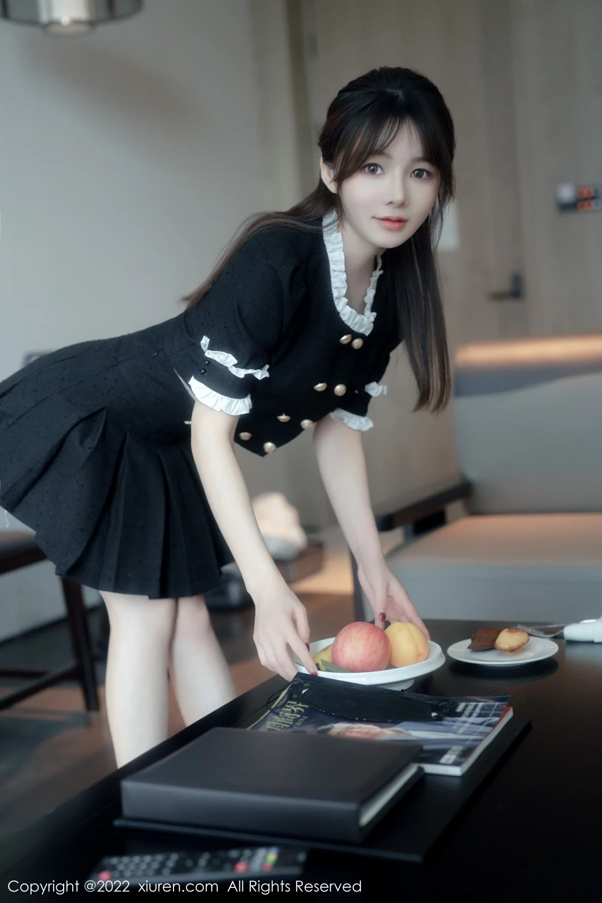 [[XiuRen秀人网]秀人网]No.5626_模特婠婠么脱黑色短款连衣裙露性感黑色内衣秀曼妙身材诱惑写真64P