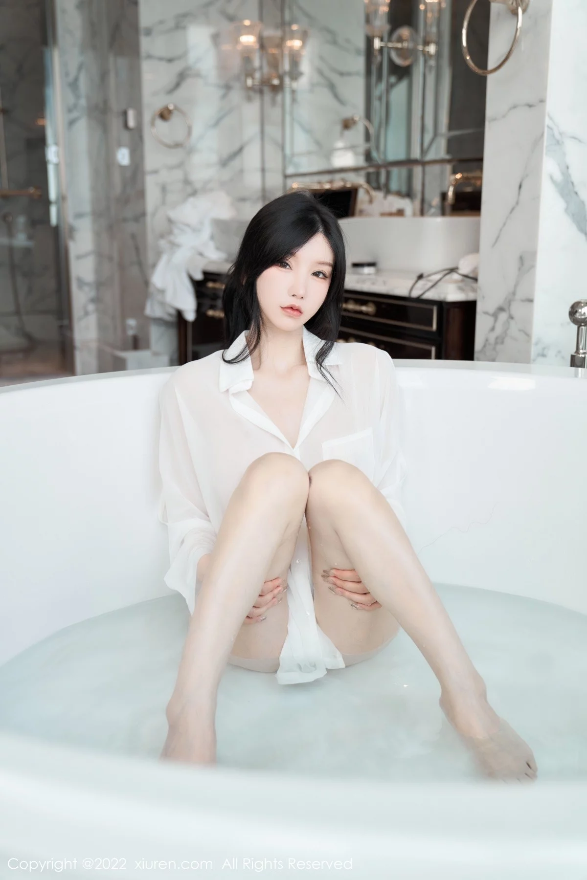 [[XiuRen秀人网]秀人网]No.5638_女神周于希Sally心愿旅拍浴缸场景性感白色轻透衣湿身诱惑写真84P