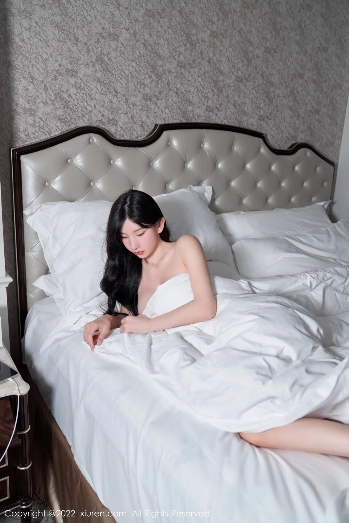 [[XiuRen秀人网]秀人网]No.5638_女神周于希Sally心愿旅拍浴缸场景性感白色轻透衣湿身诱惑写真84P