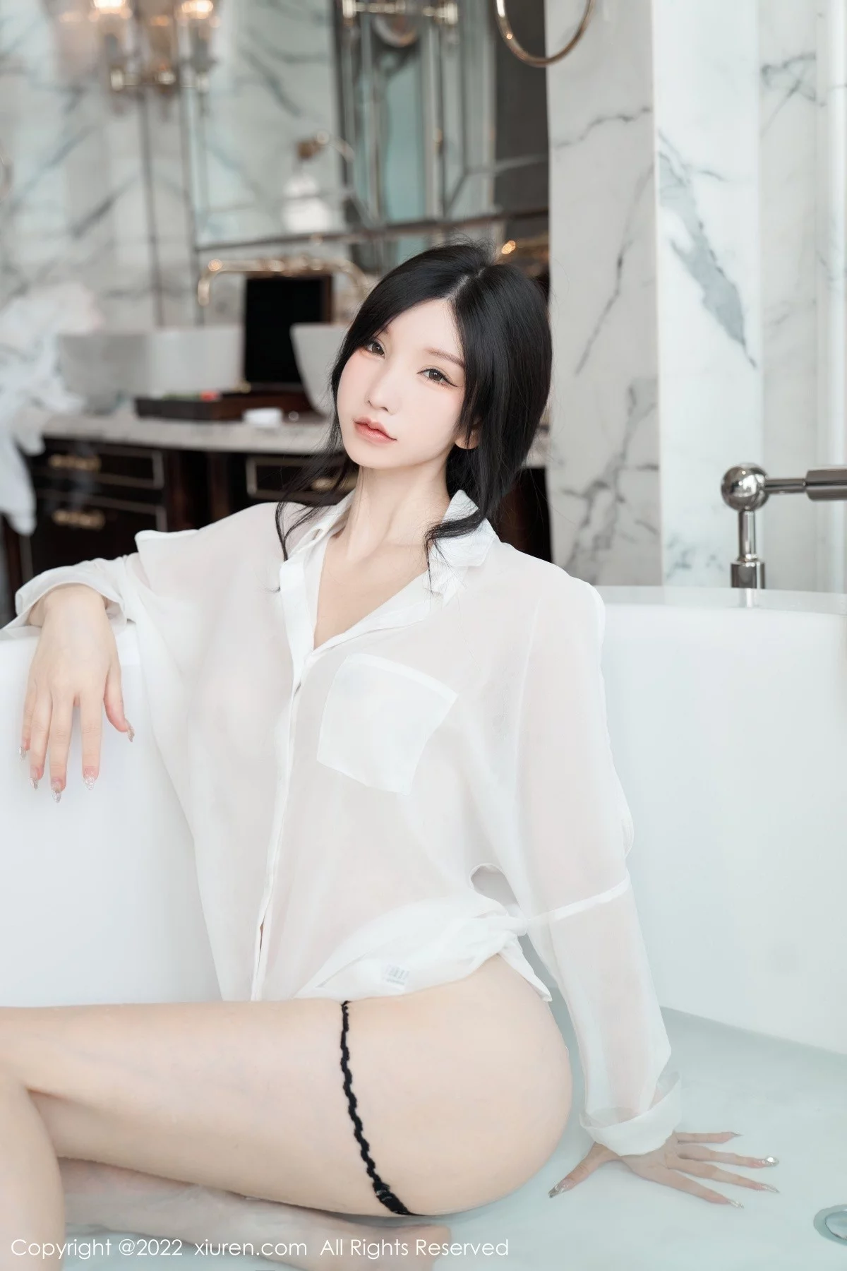 [[XiuRen秀人网]秀人网]No.5638_女神周于希Sally心愿旅拍浴缸场景性感白色轻透衣湿身诱惑写真84P