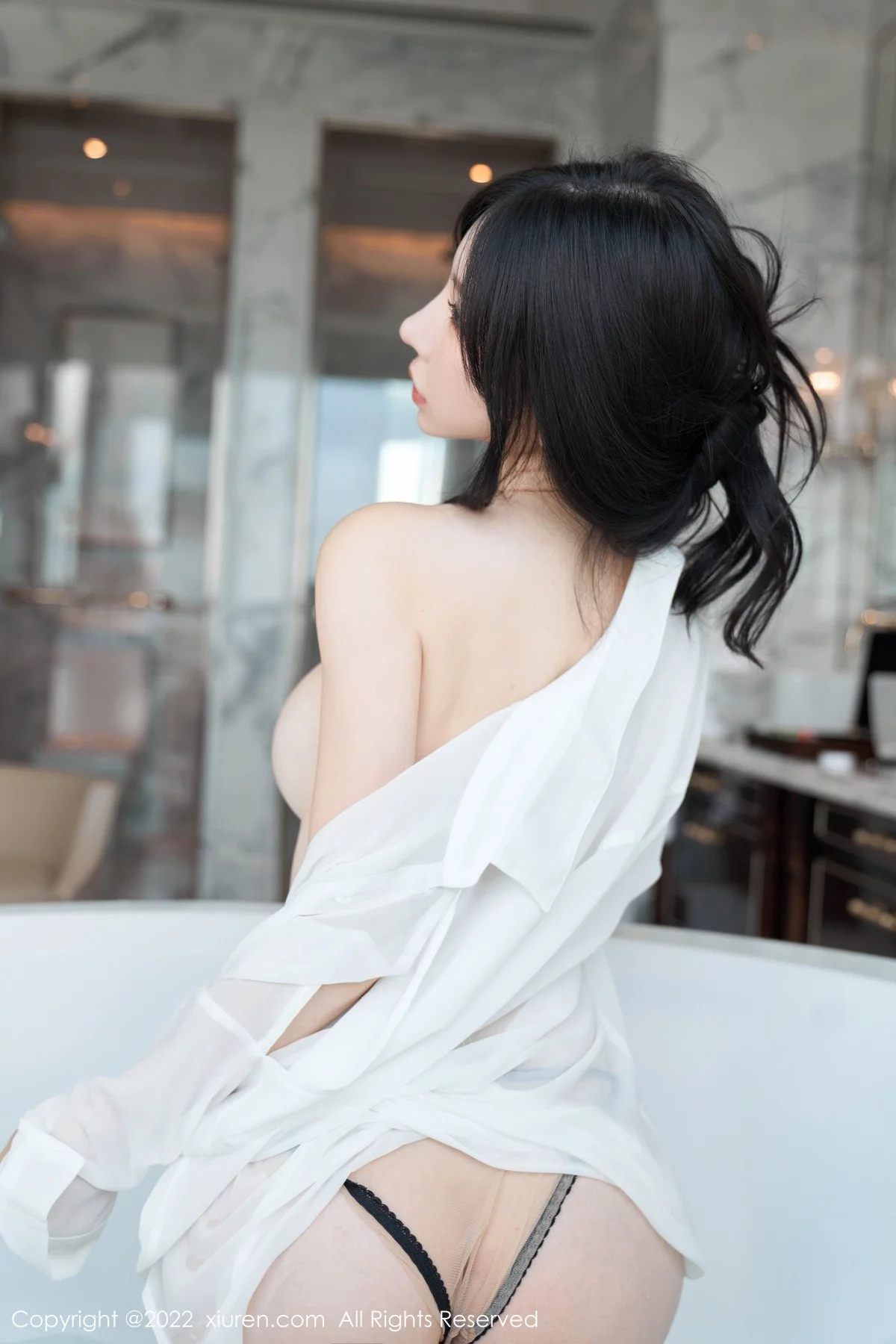 [[XiuRen秀人网]秀人网]No.5638_女神周于希Sally心愿旅拍浴缸场景性感白色轻透衣湿身诱惑写真84P