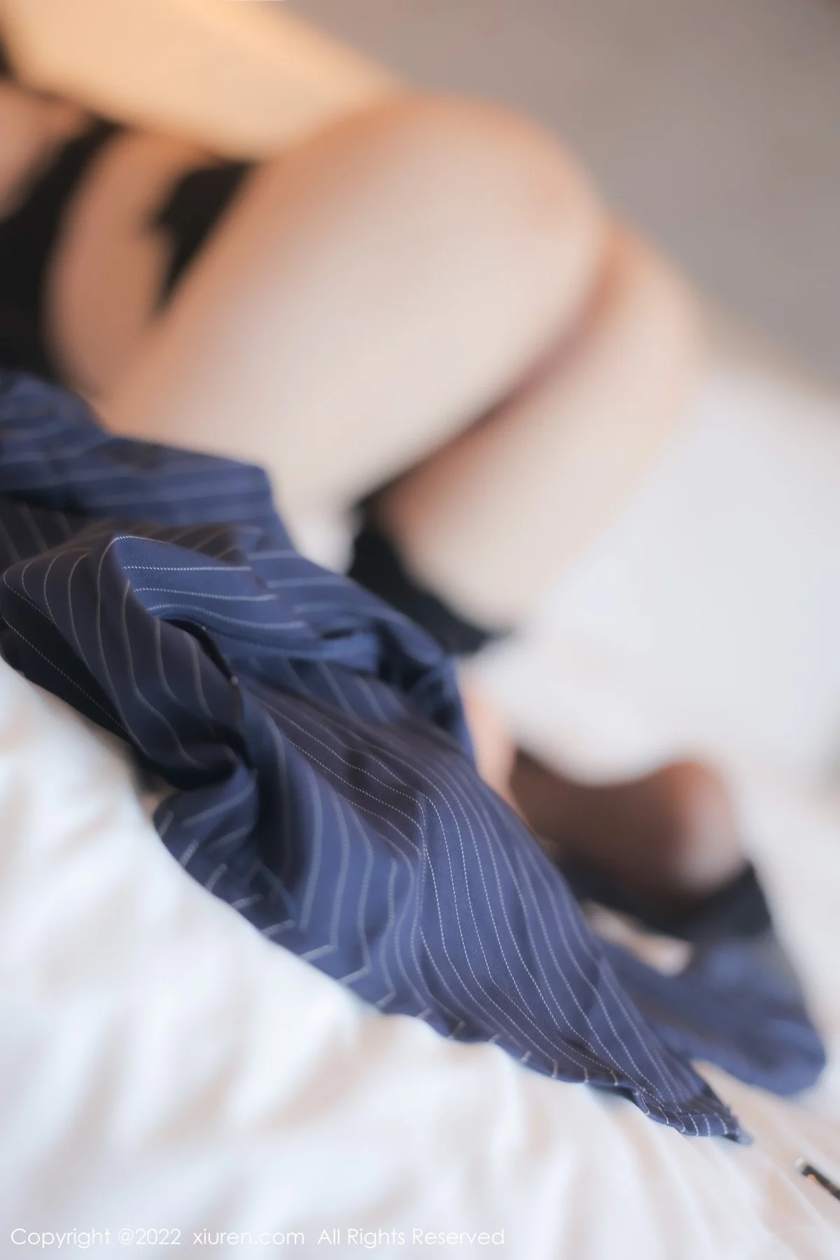 [[XiuRen秀人网]秀人网]No.5604_新人模特卡卡酱职业服OL装扮性感黑色内衣秀丰满身材诱惑写真85P