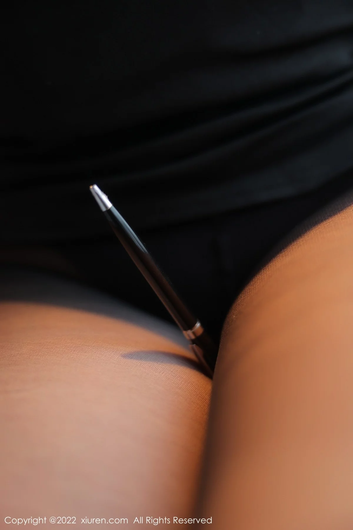 [[XiuRen秀人网]秀人网]No.5604_新人模特卡卡酱职业服OL装扮性感黑色内衣秀丰满身材诱惑写真85P