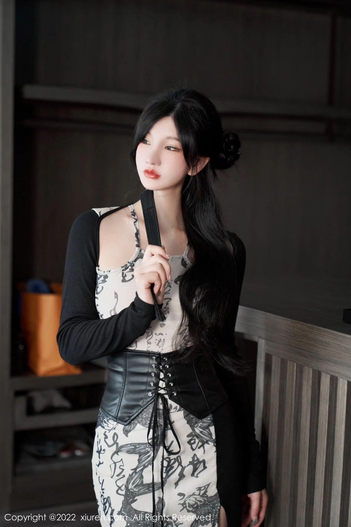 [[XiuRen秀人网]秀人网]No.5623_女神周于希Sally性感拼色连衣裙配超薄开档肉丝绝美诱惑写真94P