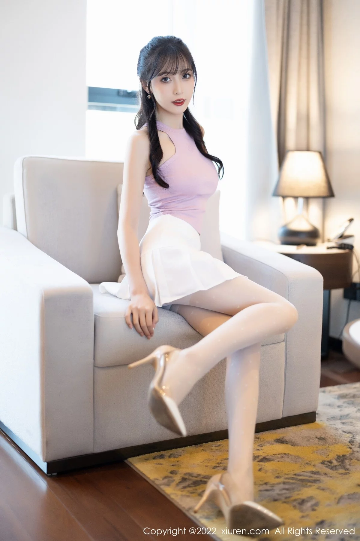 [[XiuRen秀人网]秀人网]No.5622_模特林星阑性感淡紫真空上衣配白短裙秀曼妙身姿迷人诱惑写真82P