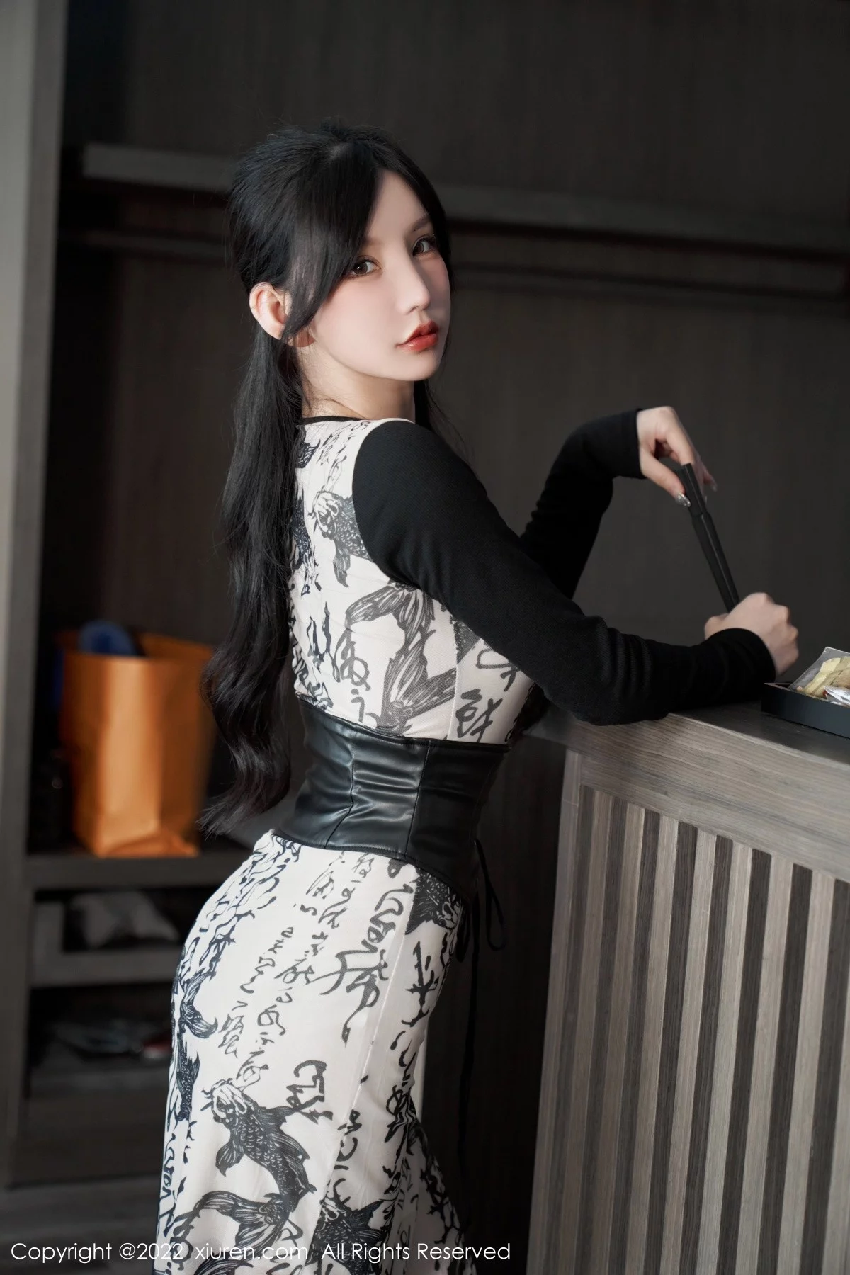 [[XiuRen秀人网]秀人网]No.5623_女神周于希Sally性感拼色连衣裙配超薄开档肉丝绝美诱惑写真94P