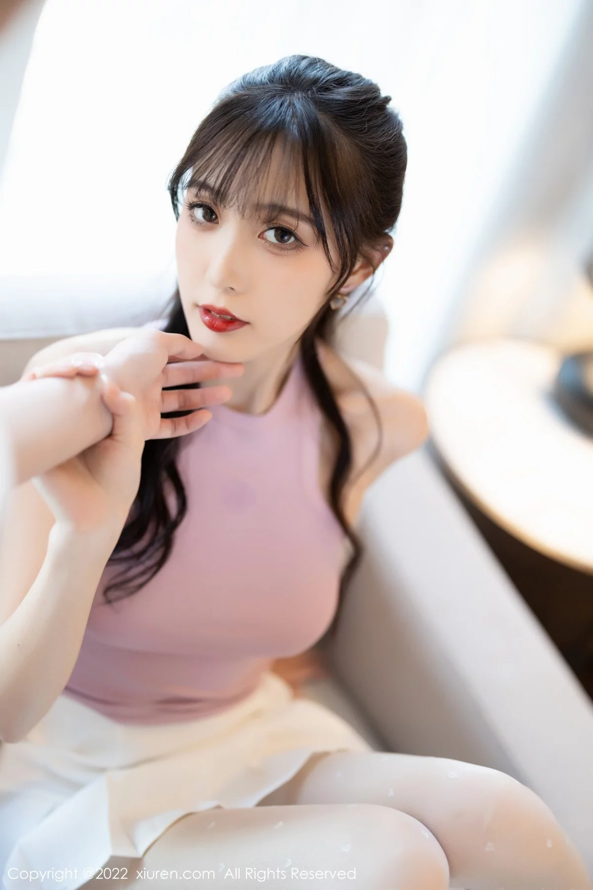 [[XiuRen秀人网]秀人网]No.5622_模特林星阑性感淡紫真空上衣配白短裙秀曼妙身姿迷人诱惑写真82P